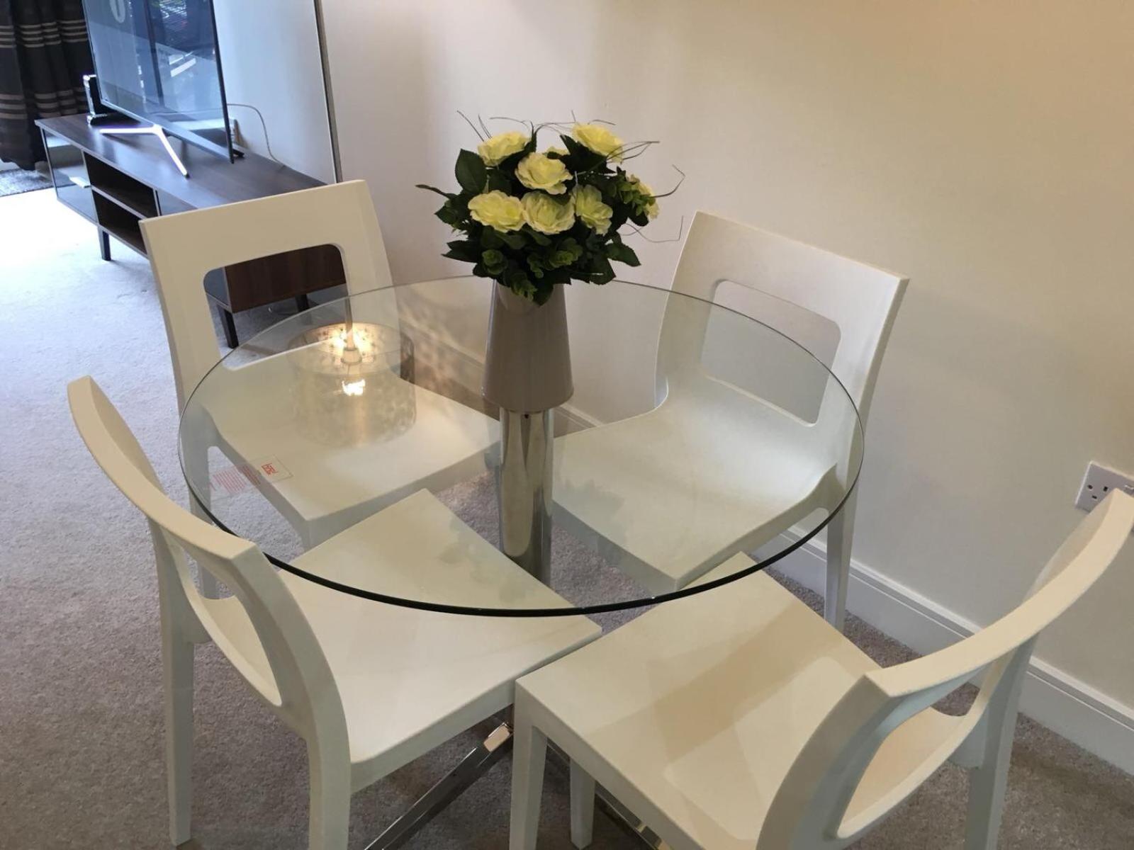 Blue Sky Apartments @Wallis Square, Farnborough
