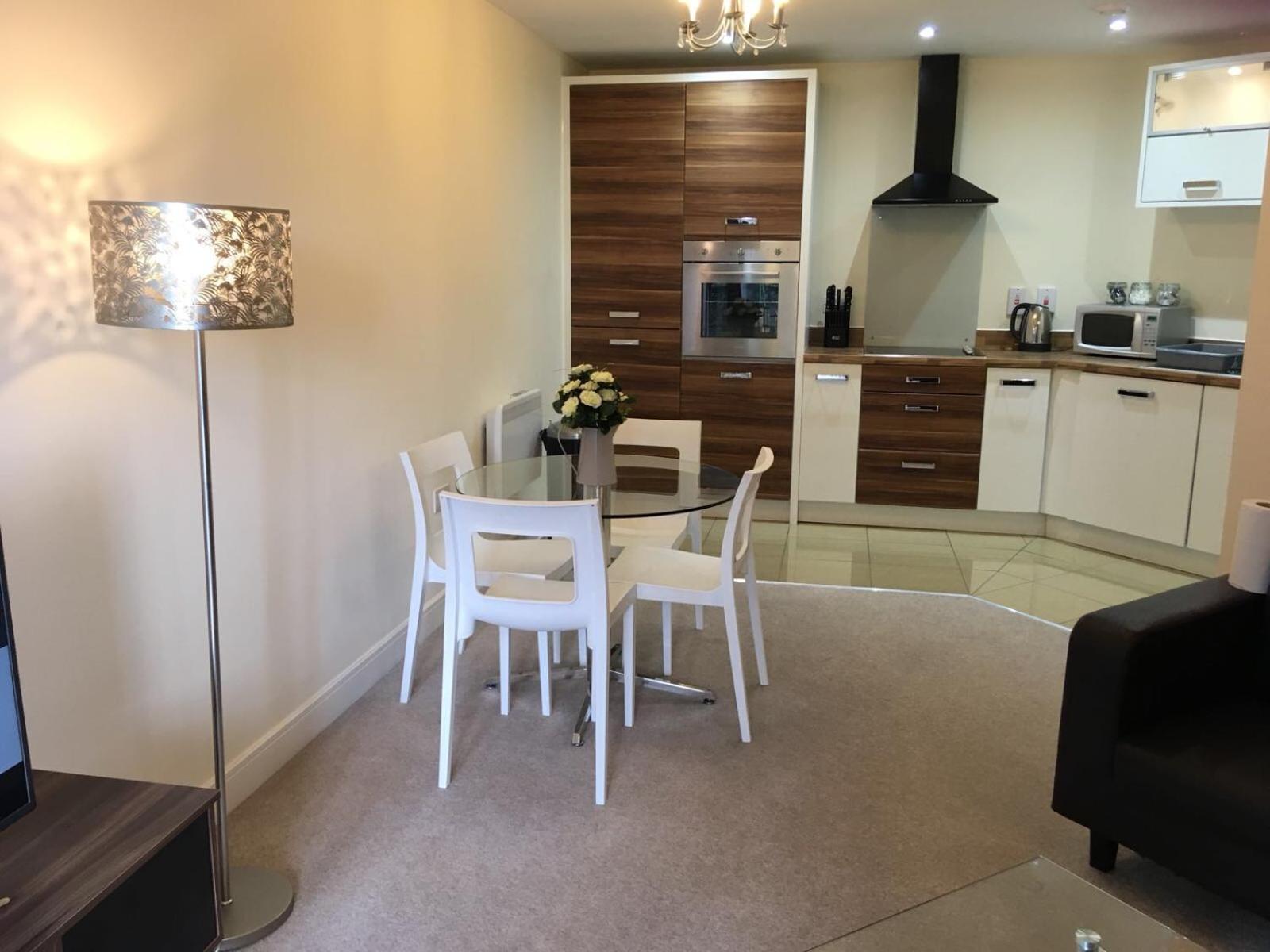 Blue Sky Apartments @Wallis Square, Farnborough