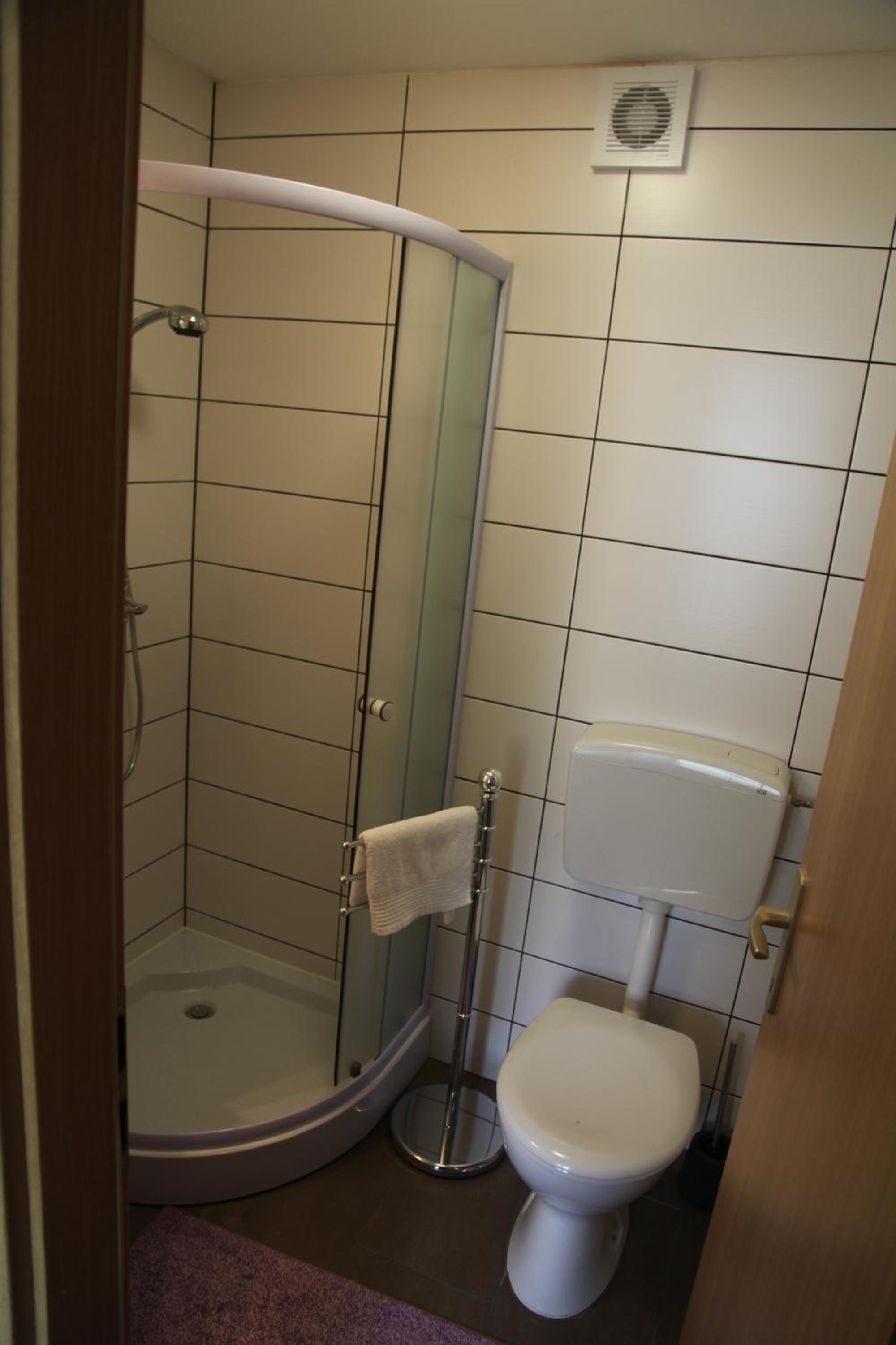 Photo 52