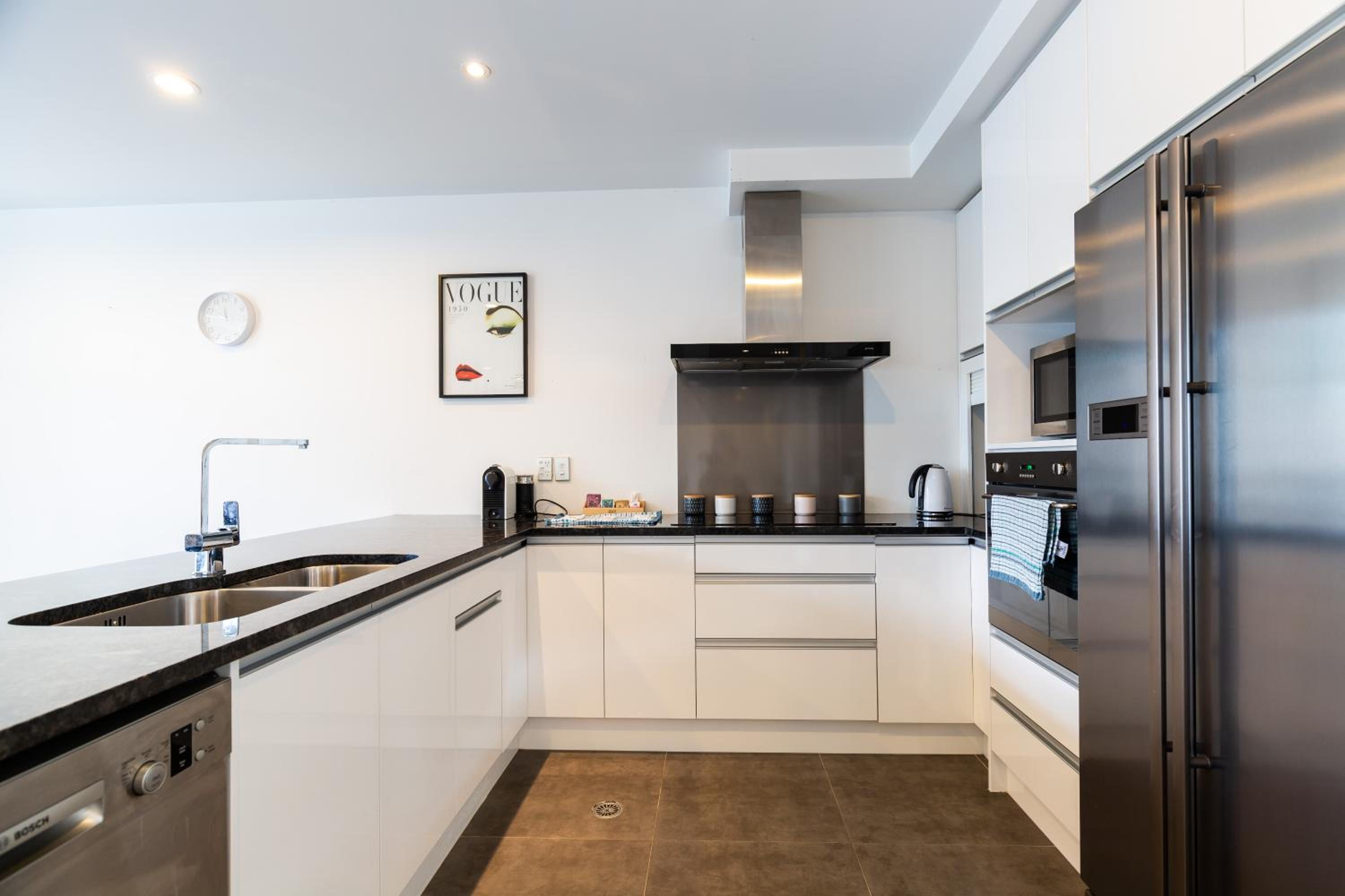 Spacious Home with Balcony Parking Zodiak Stays