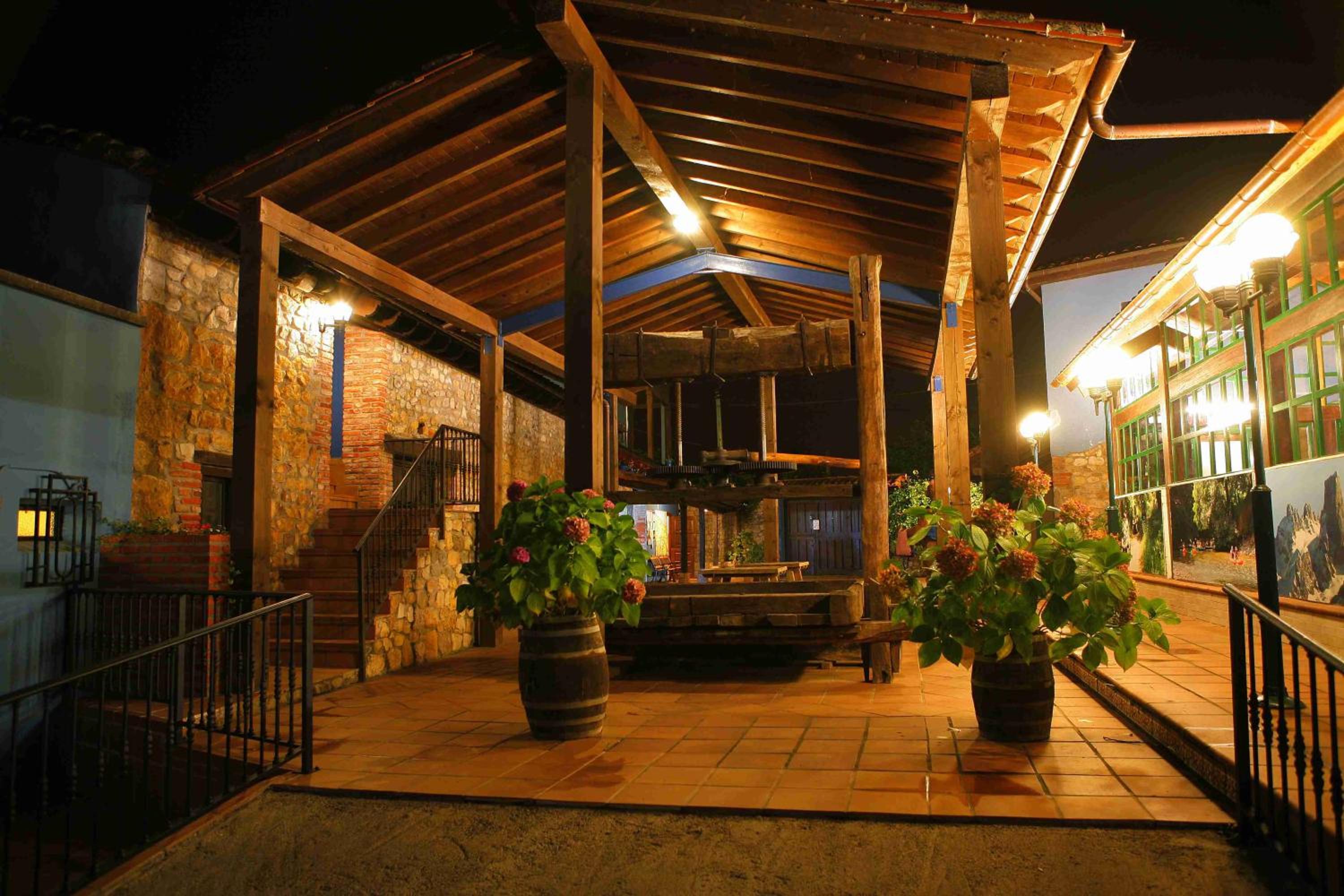 Hotel Rural Posada Del Monasterio