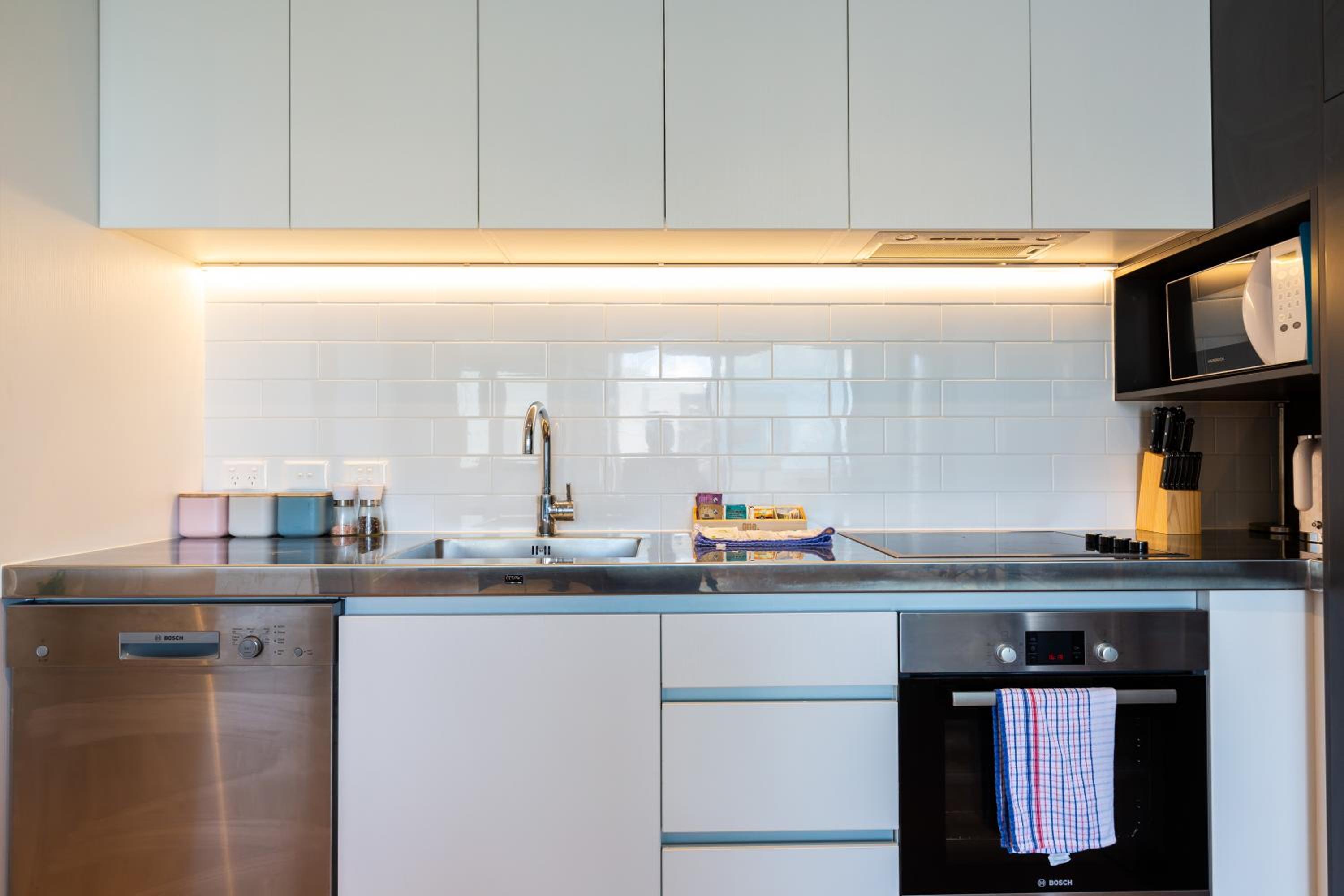 Brand New Auckland Apartment view 2