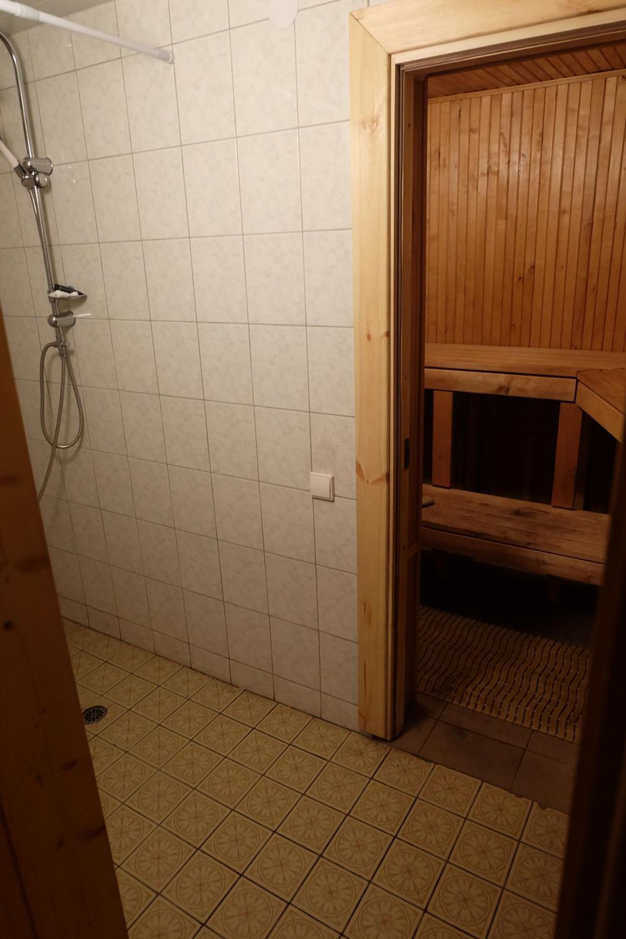 Photo 31