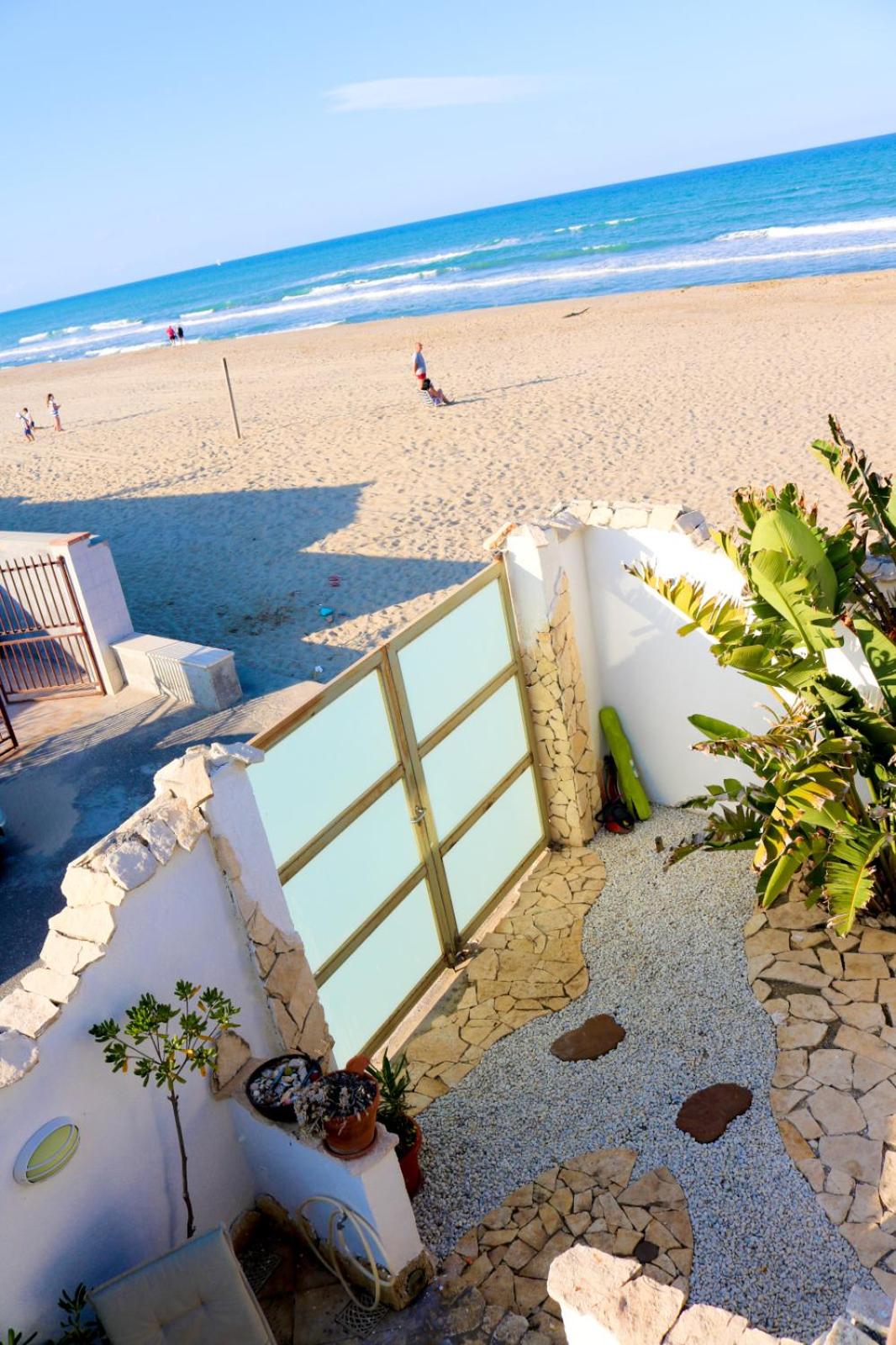 The Golden Rainbow - SEAFRONT apartments view 2