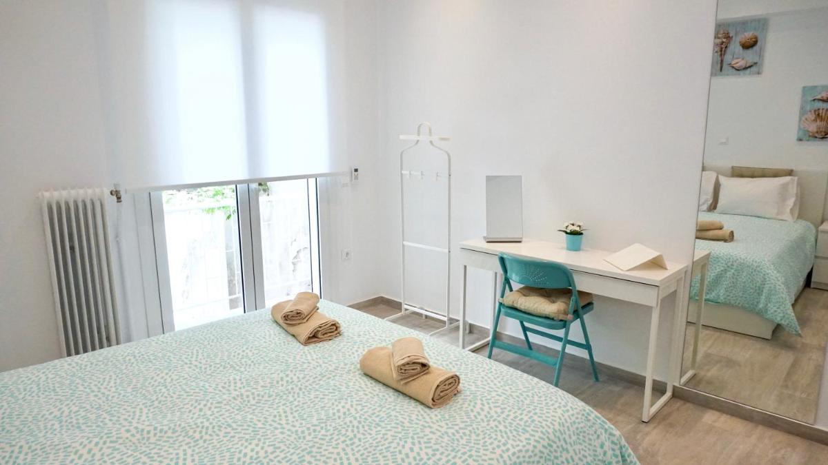 Minimal Fresh Design Apt in Athens