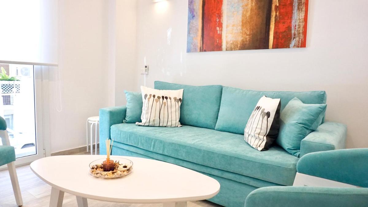 Minimal Fresh Design Apt in Athens