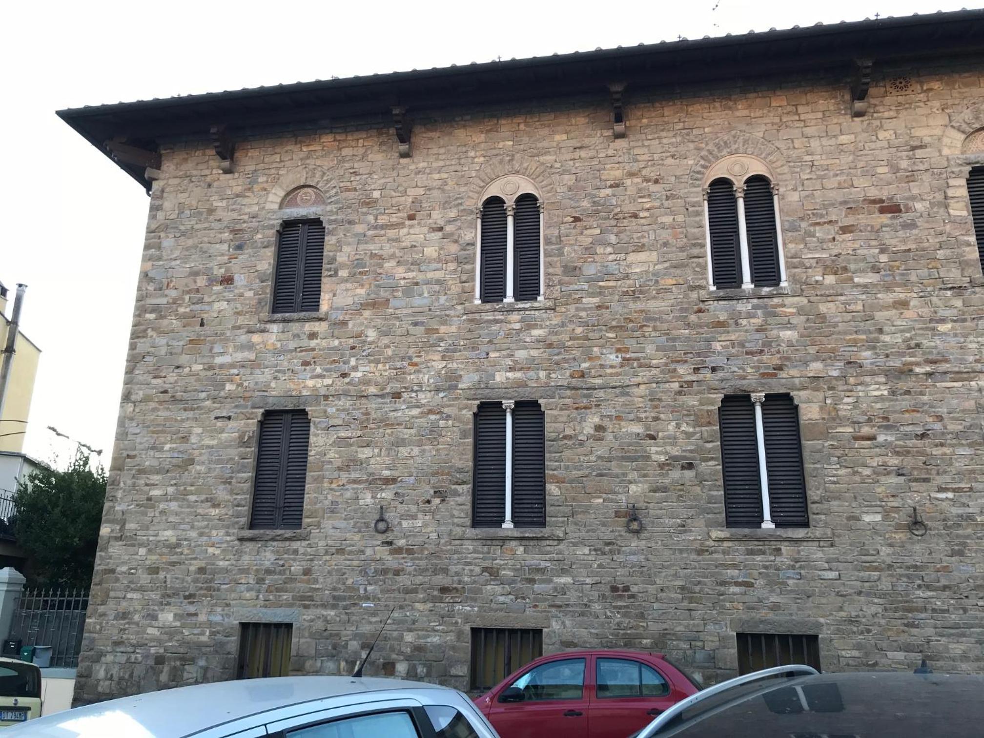 Romantic and Charming Apartments
