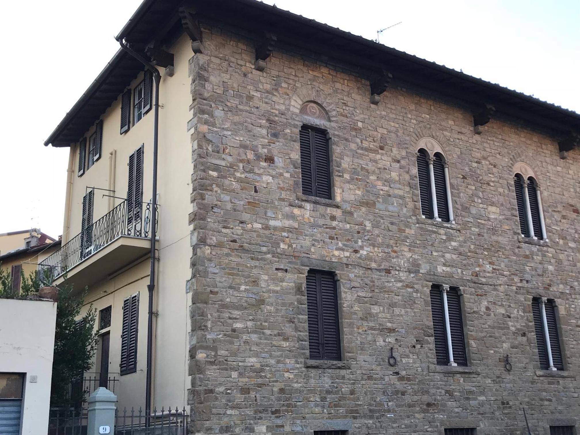 Romantic and Charming Apartments