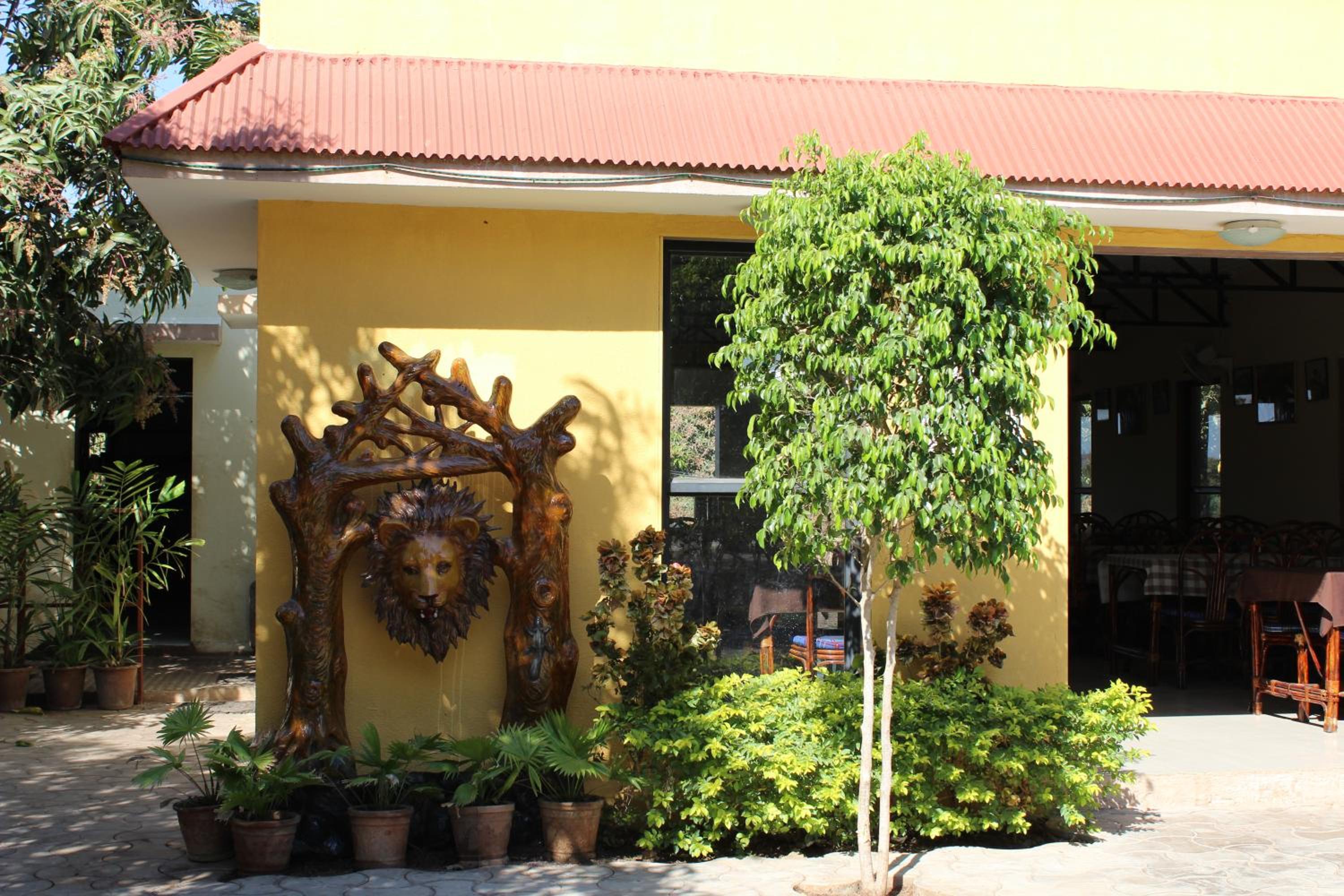Gir Jungle Lodge