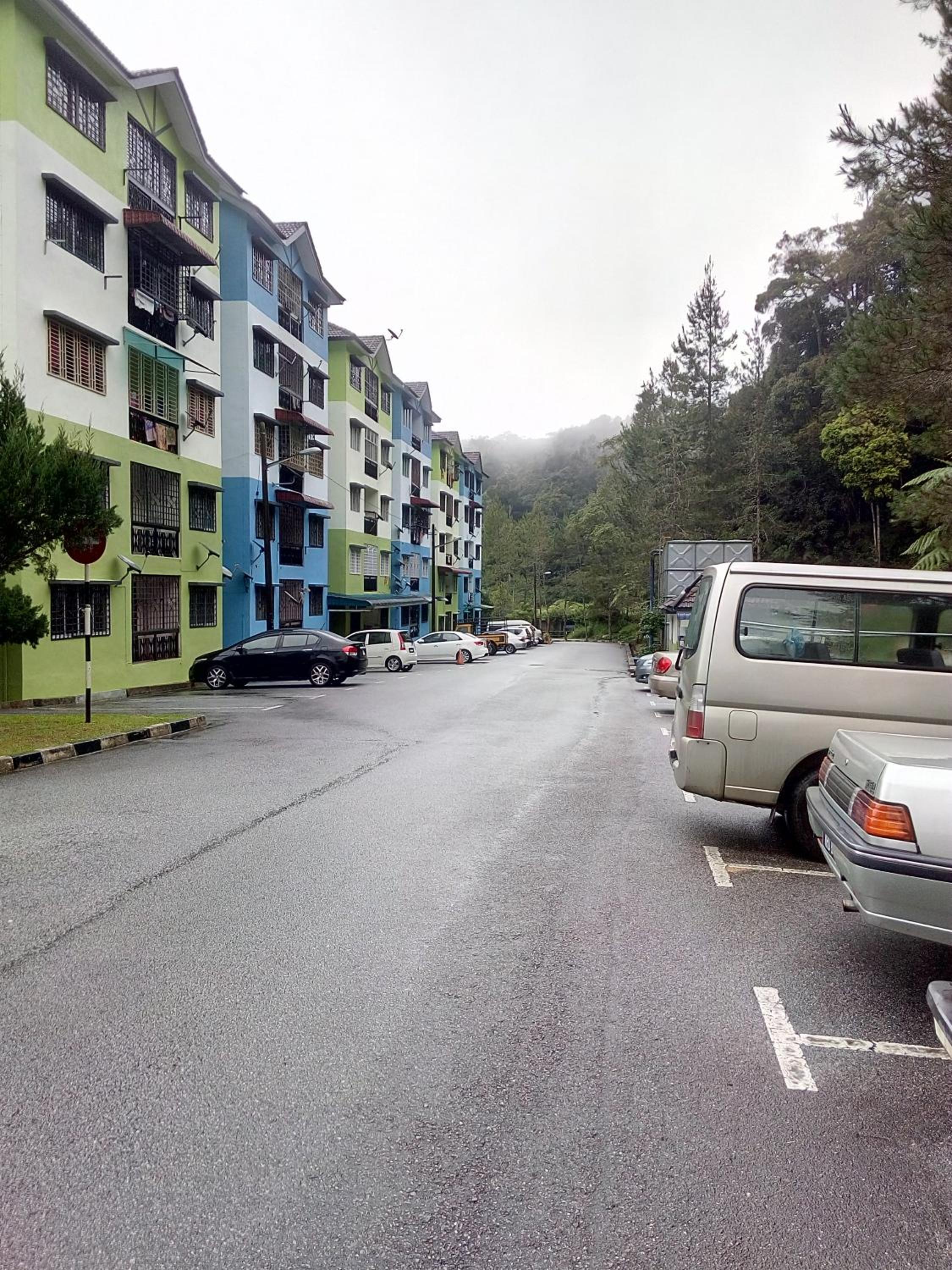Cameron Highlands Muslim Apartment by AziziCameron