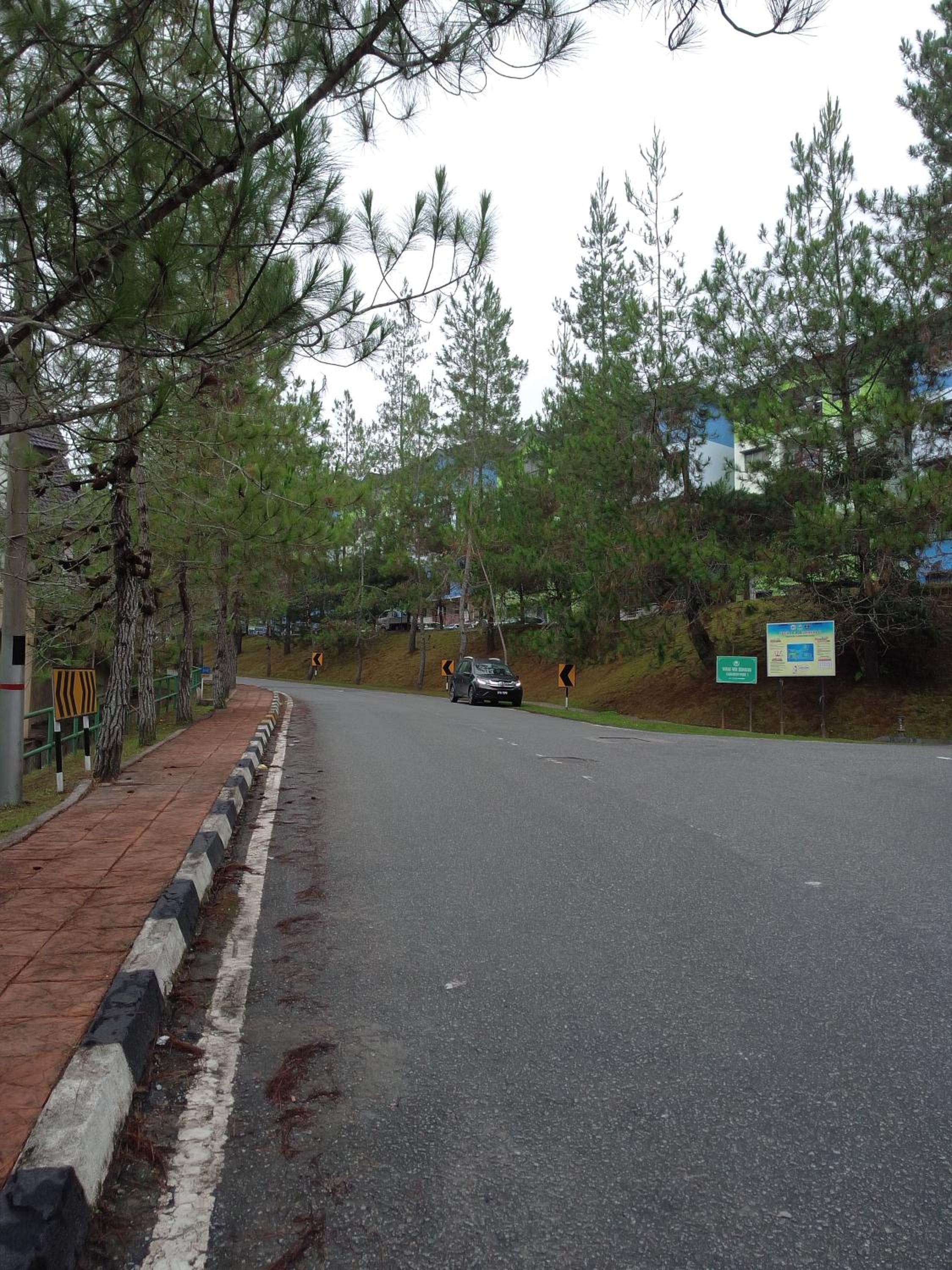 Cameron Highlands Muslim Apartment by AziziCameron