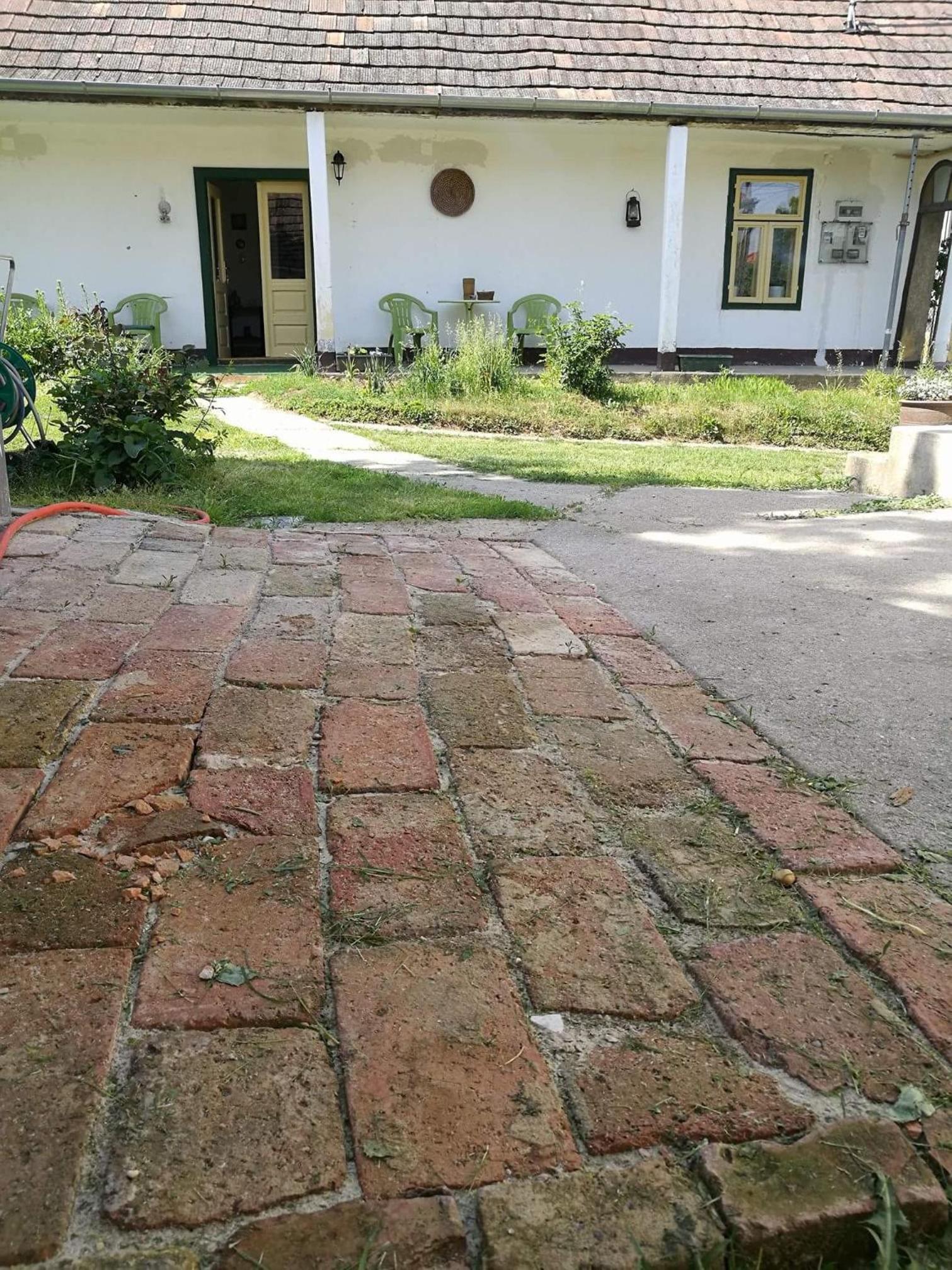 Photo 23