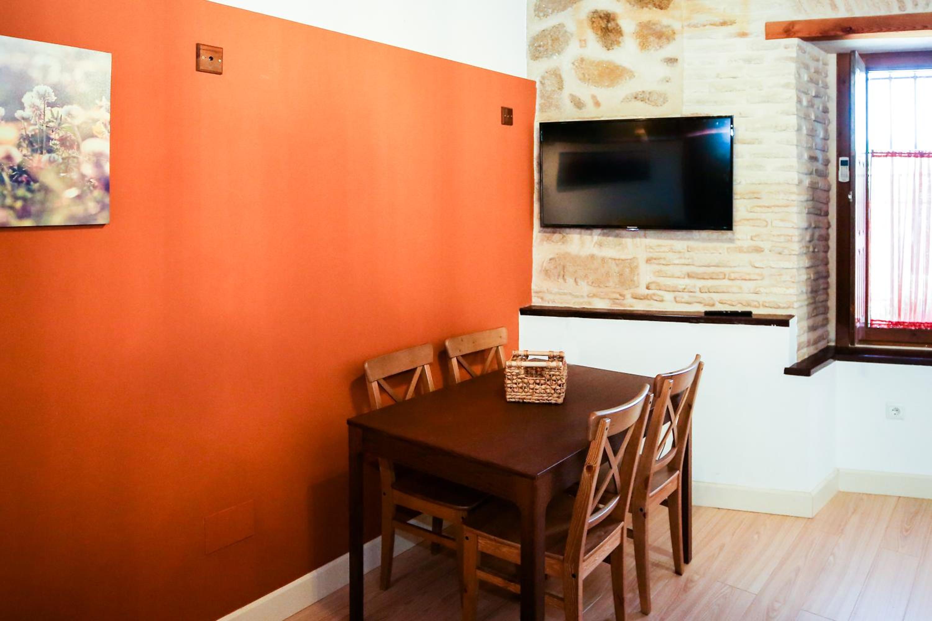 El Aljibe de San Cipriano - Apartamentos Aloha Toledo