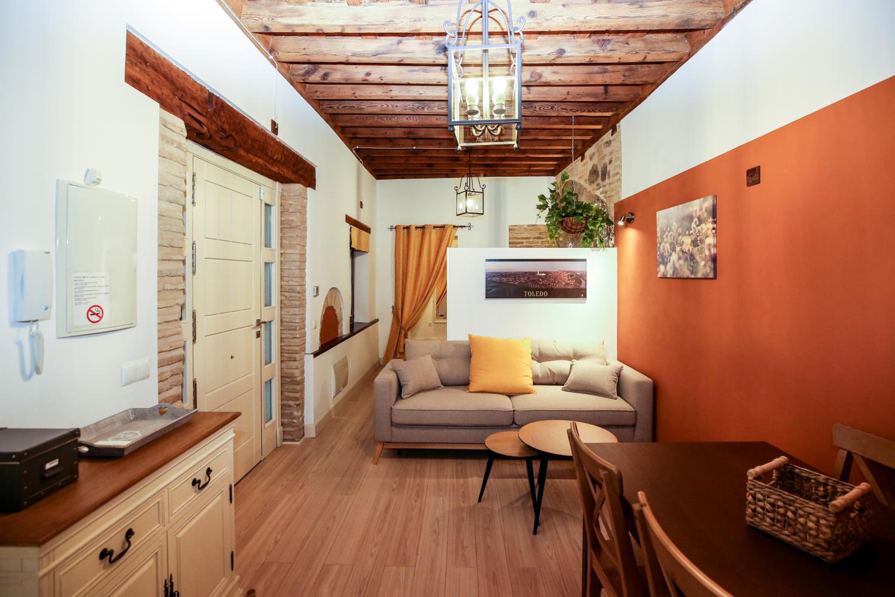 El Aljibe de San Cipriano - Apartamentos Aloha Toledo