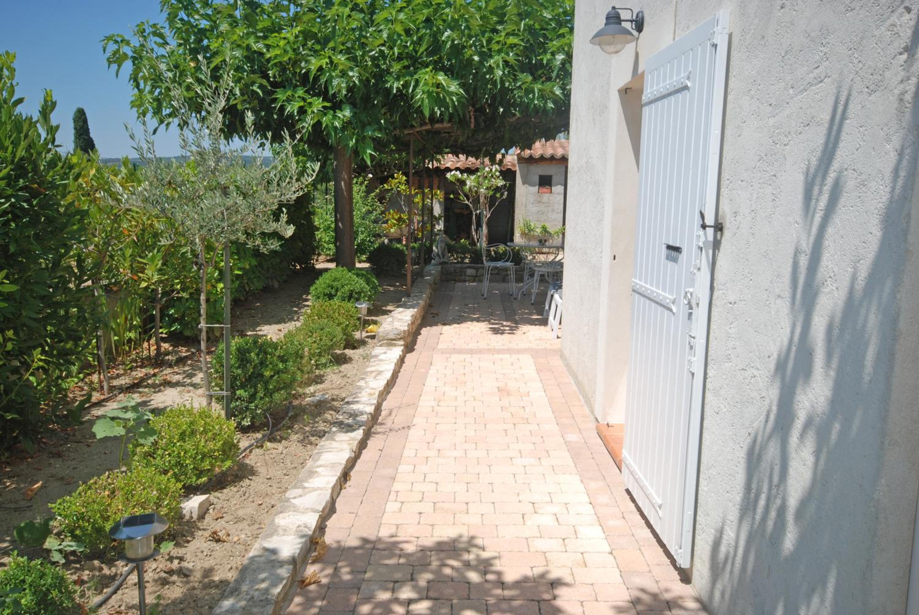 Photo 21