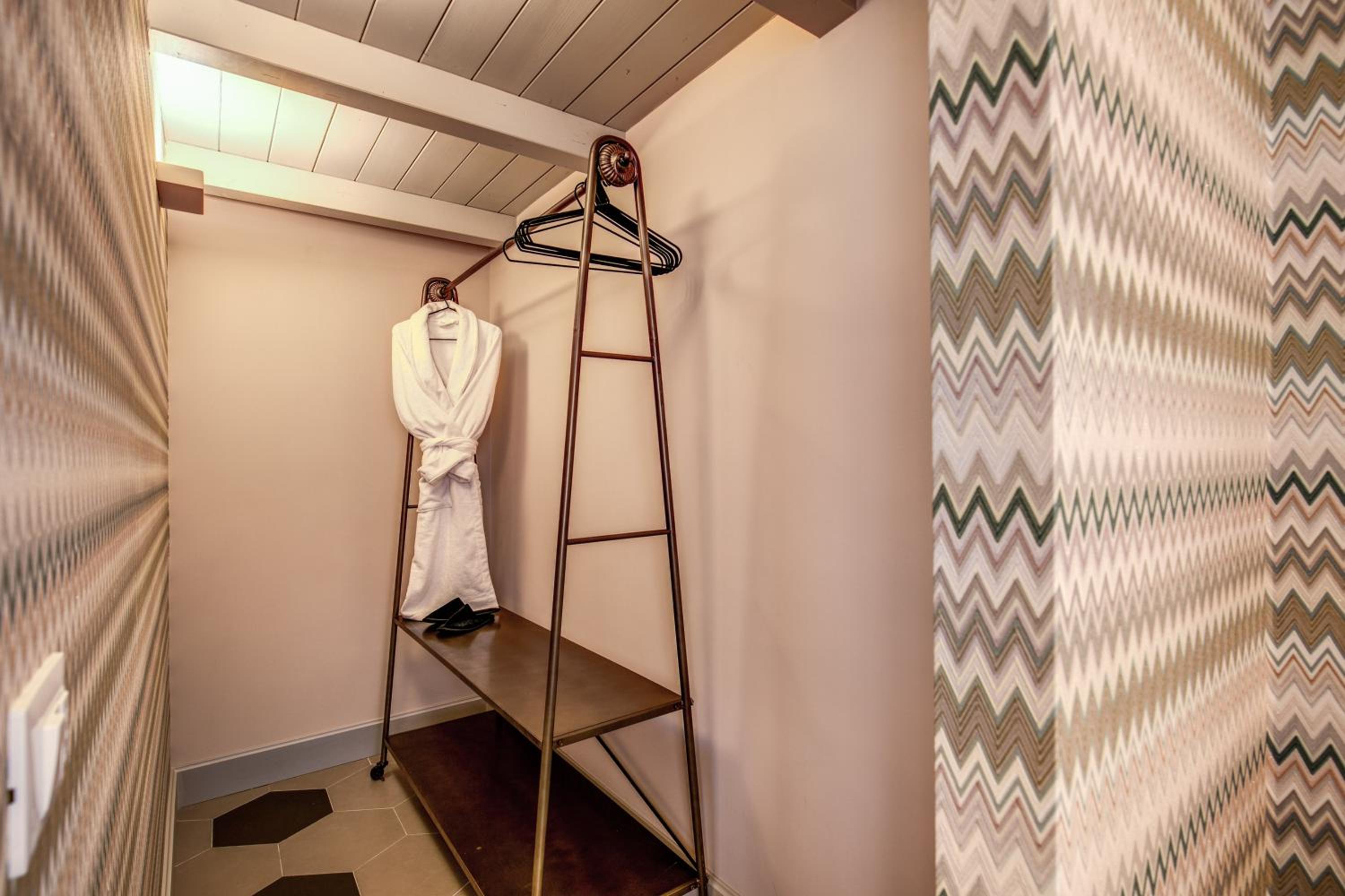 DeCharme apartment with terrace in Monti
