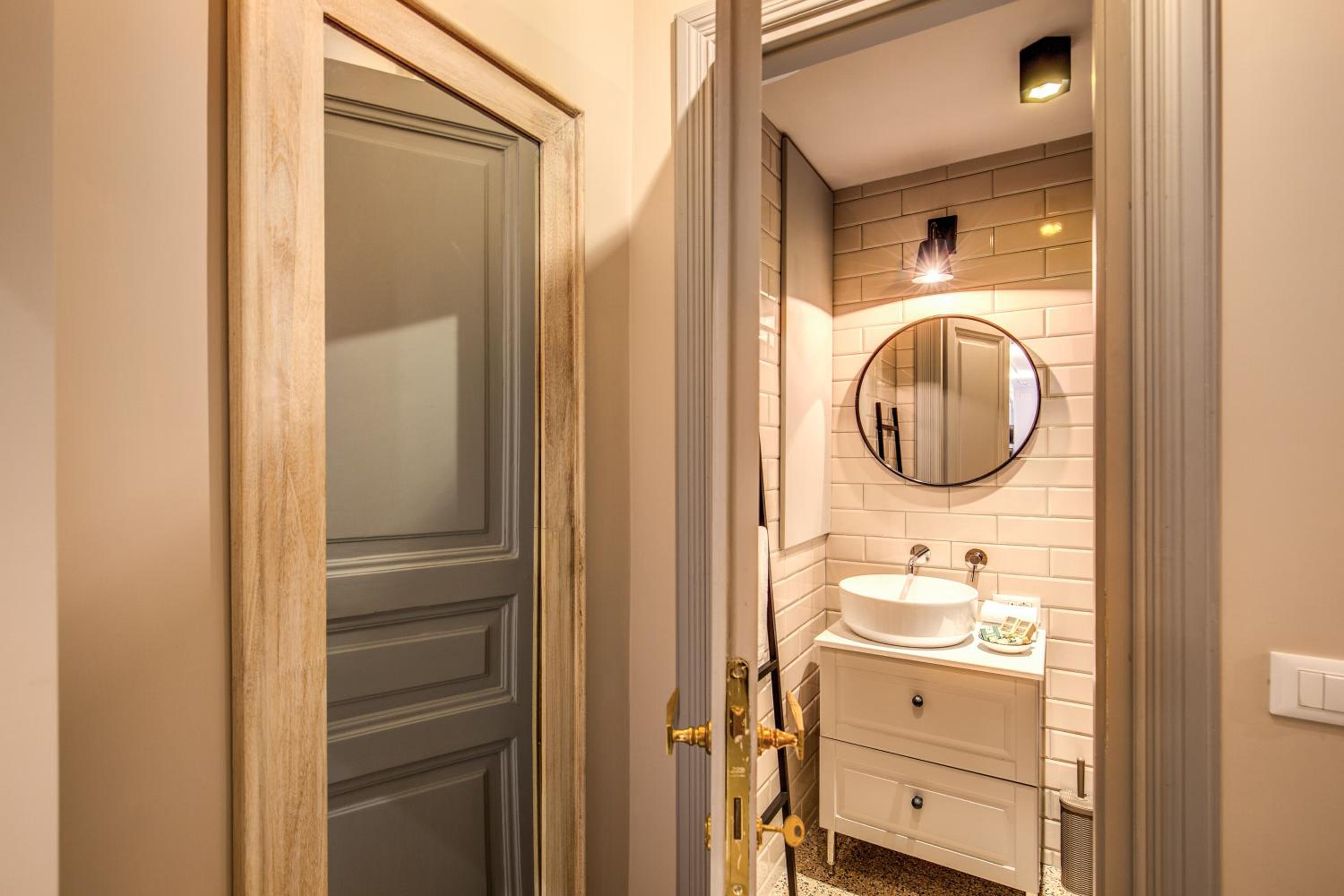 DeCharme apartment with terrace in Monti
