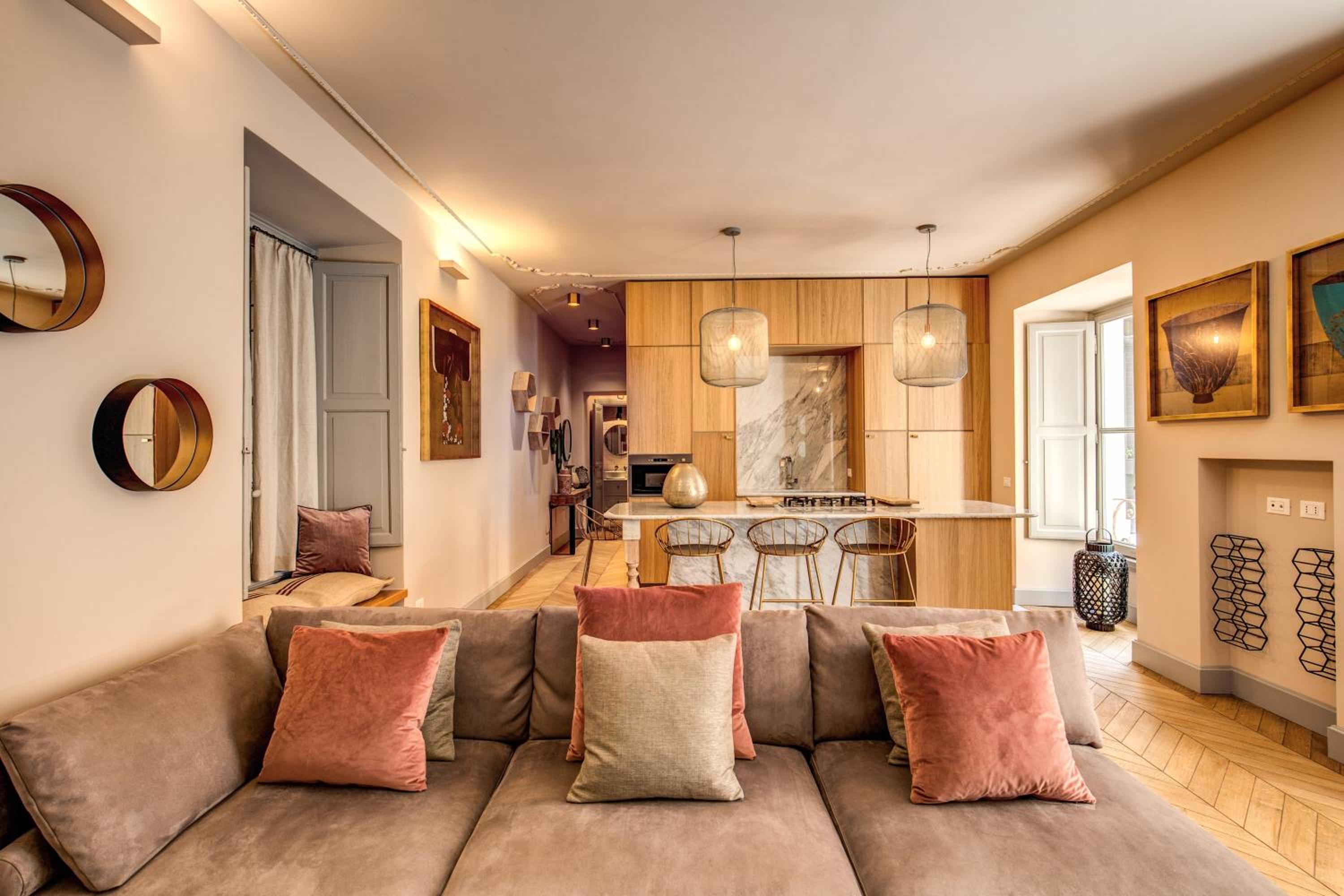 DeCharme apartment with terrace in Monti
