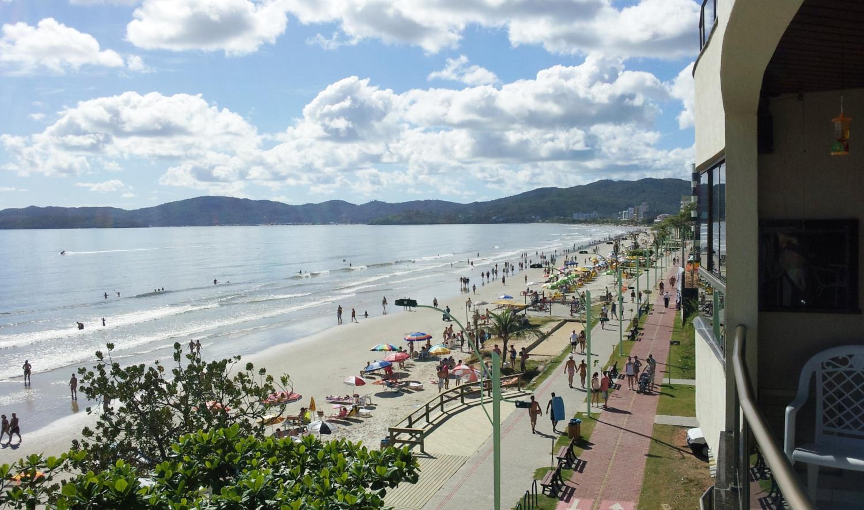 Lindo Apto Itapema Meia Praia Frente ao Mar, 6 pessoas, alto padrão view 5