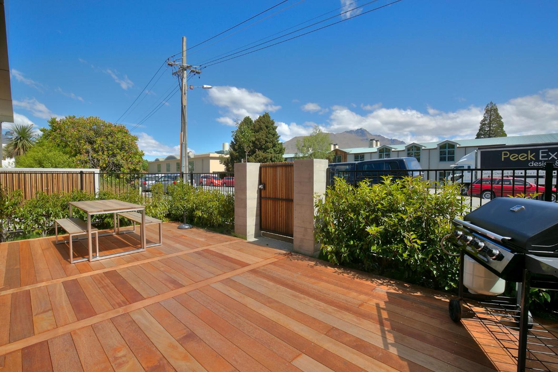 Diamond Luxury Central Queenstown view 4