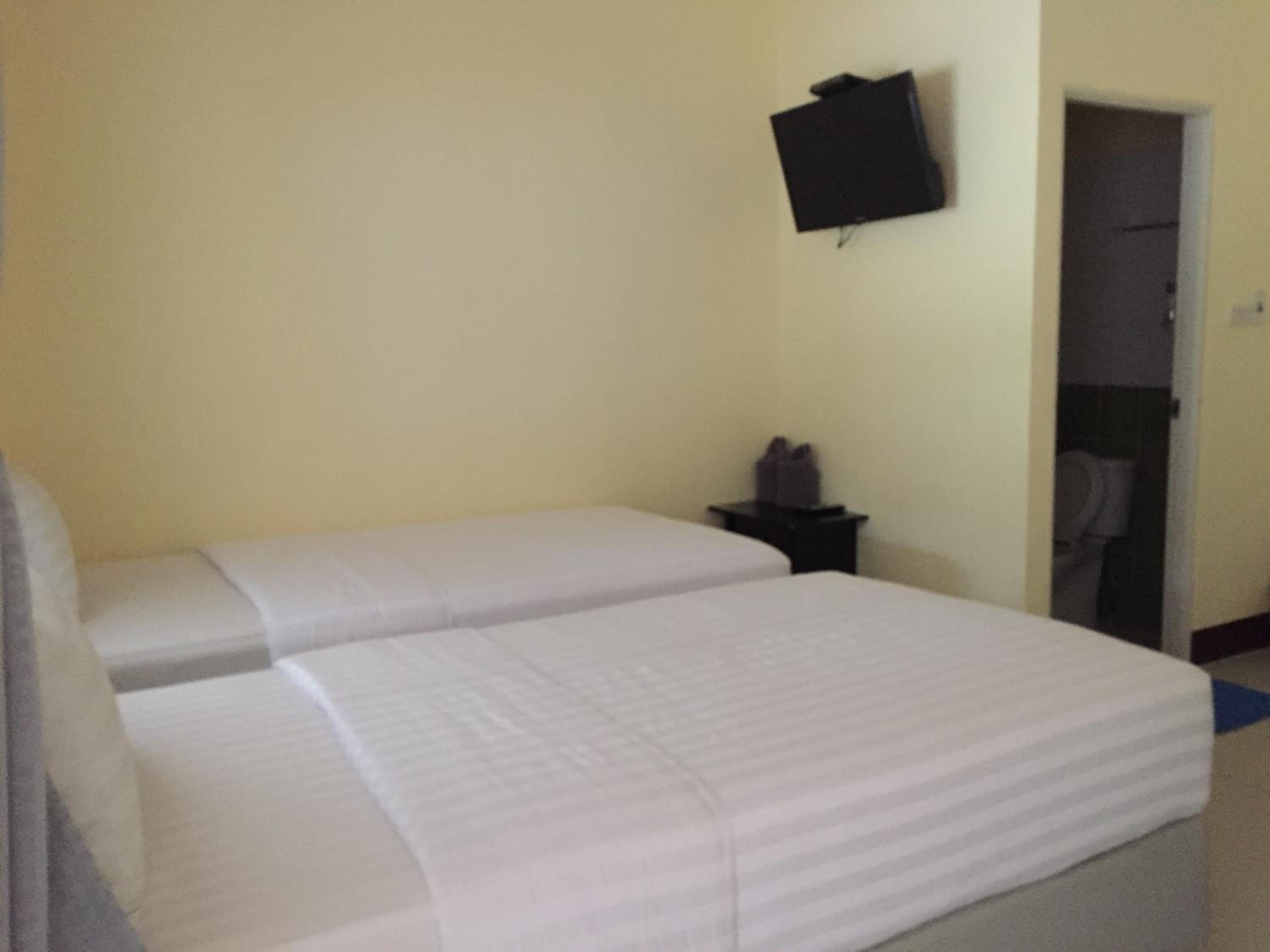 Photo 33