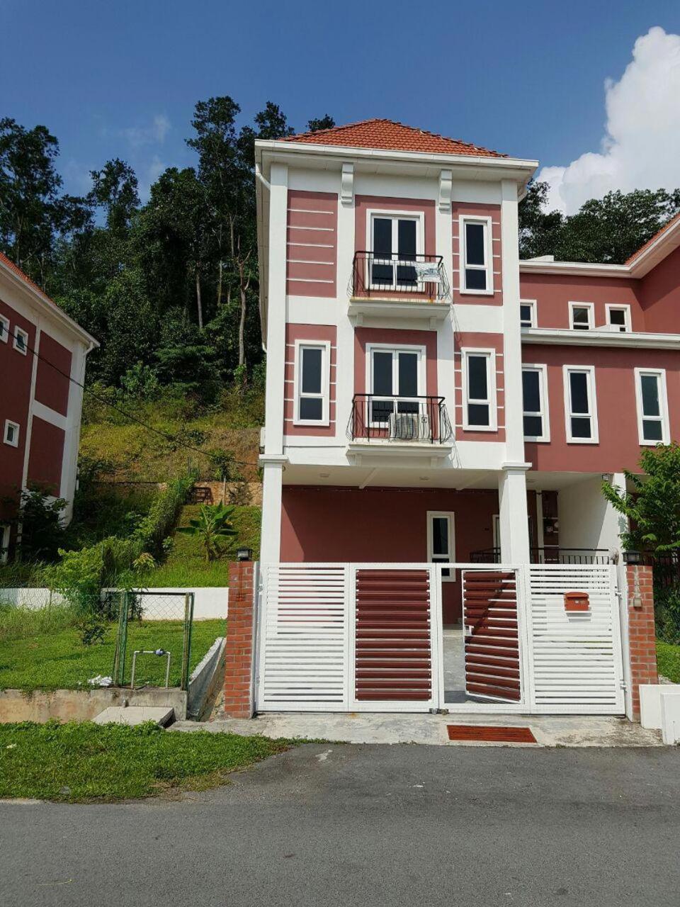 Suraya Homestay Semi-D photo 4