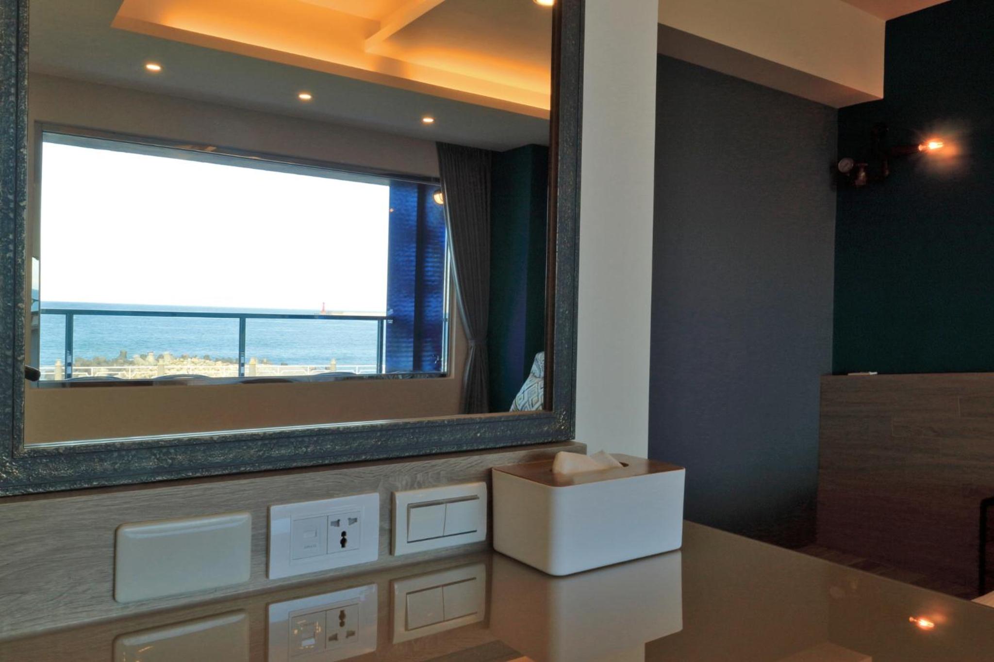 Two Home Inn