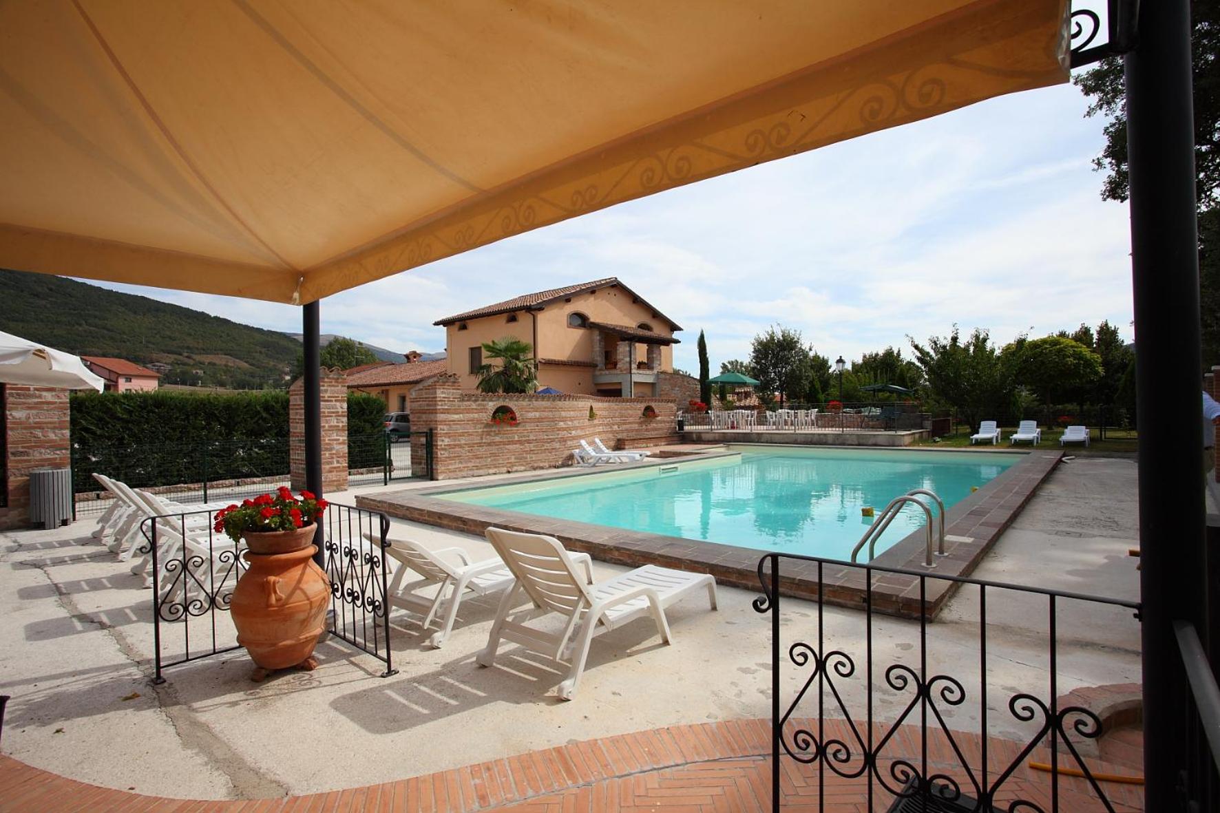 Residenza Le Querce Trilocale view 5