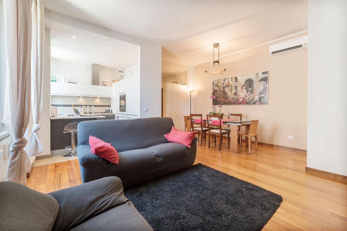 Colosseum Roomy Apartment photo 1
