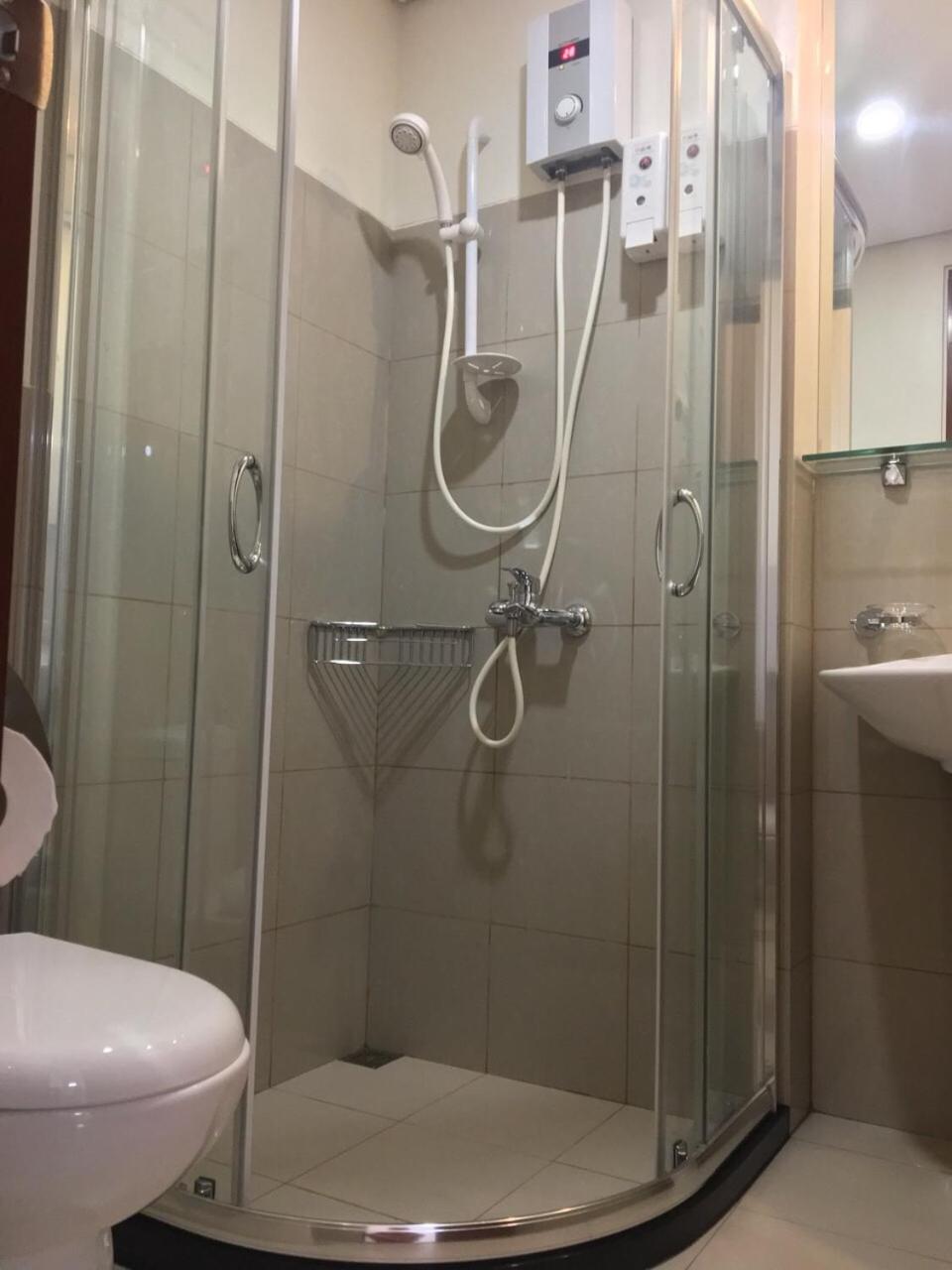 Studio Unit at The Beacon Makati