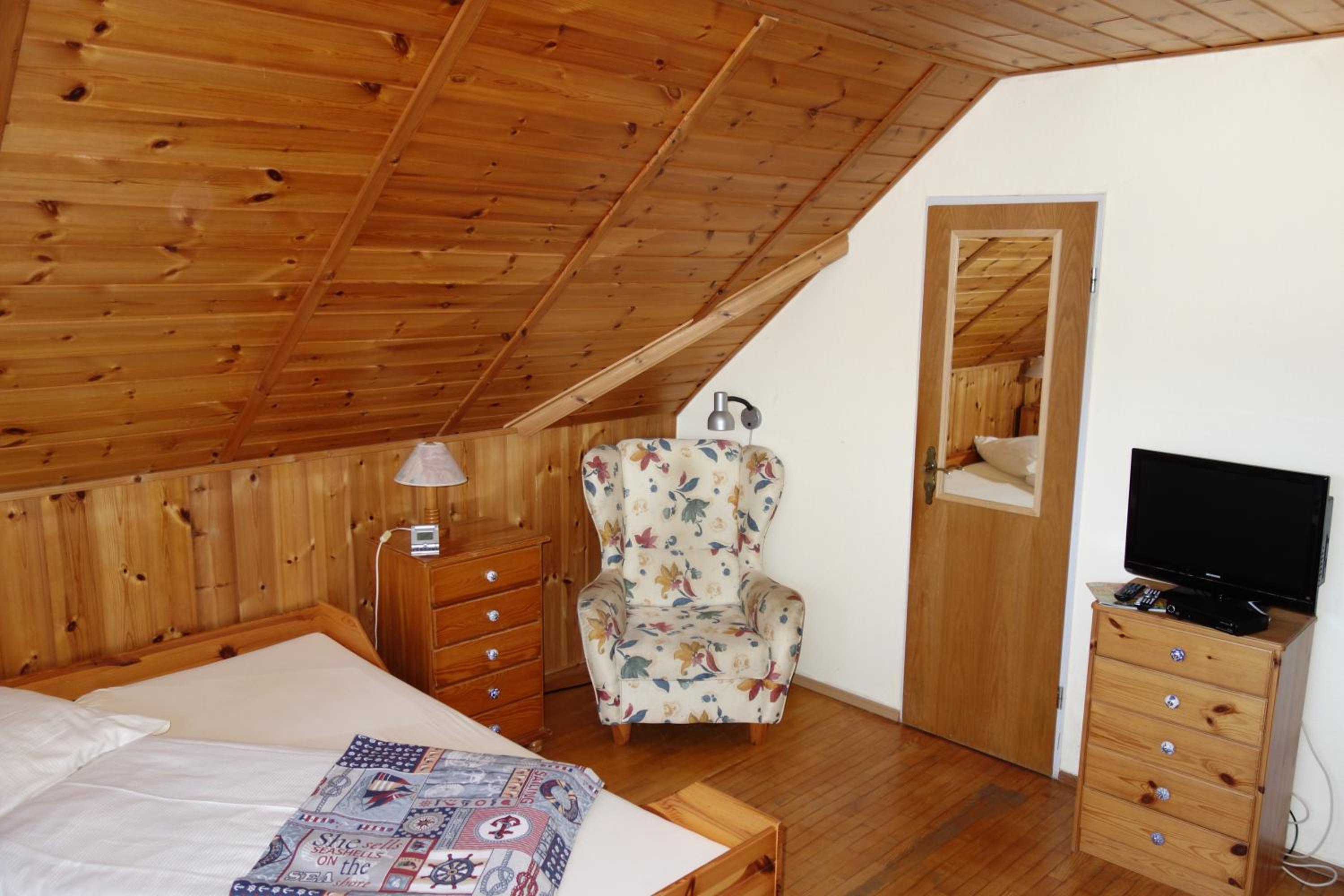 Schumacher's Landhaus - Bücherhotel