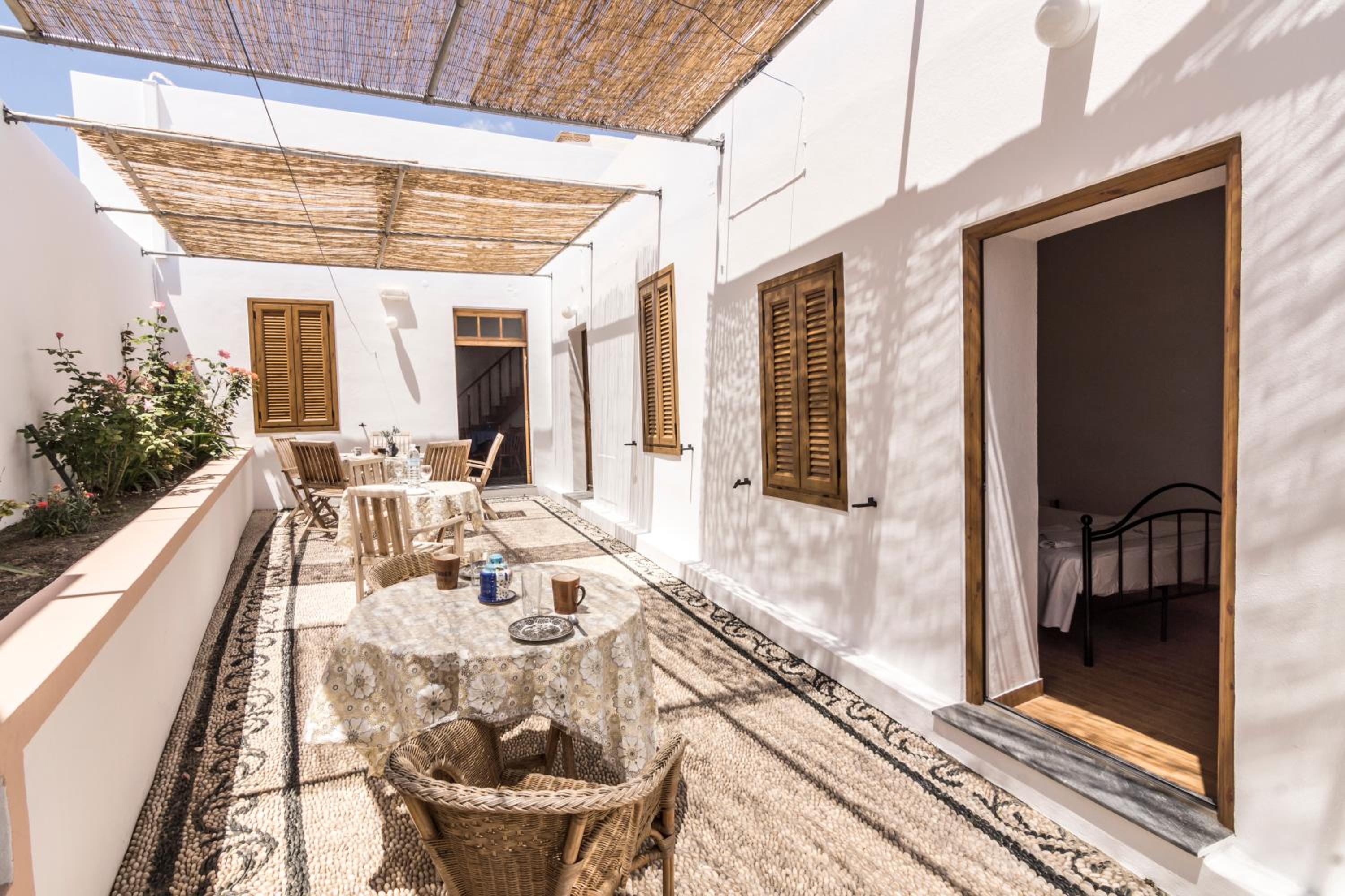 Hotel Villa Mika - Image 1