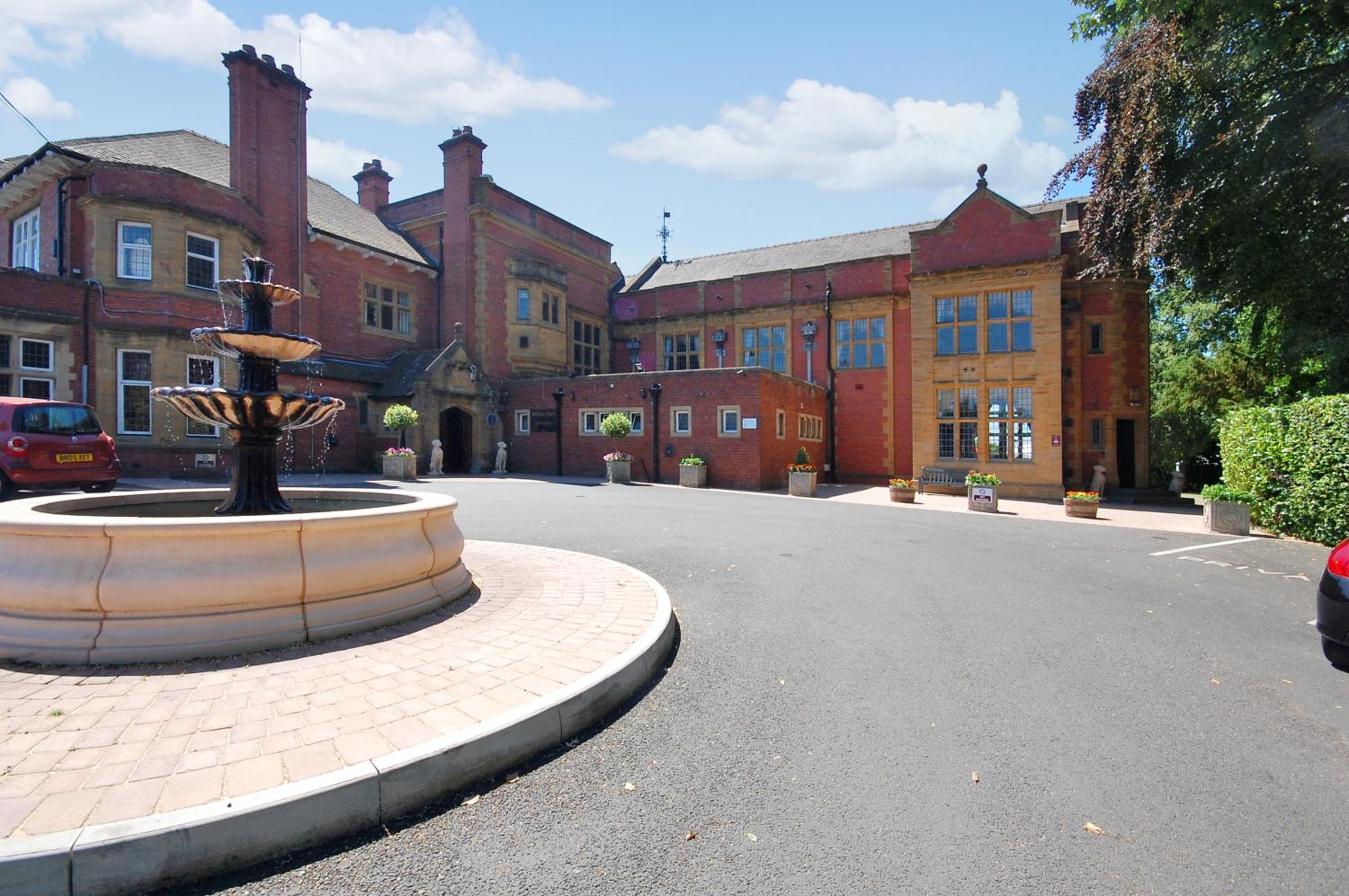 Wolverhampton Vacations - The Mount Country Manor Hotel  Golf Wolverhampton - Property Image 4