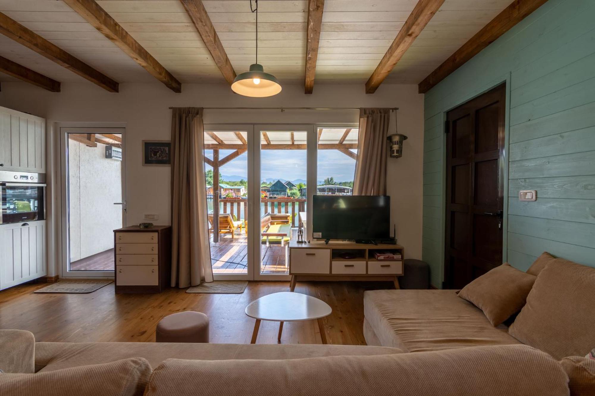 Hakuna Matata Apartments photo 3