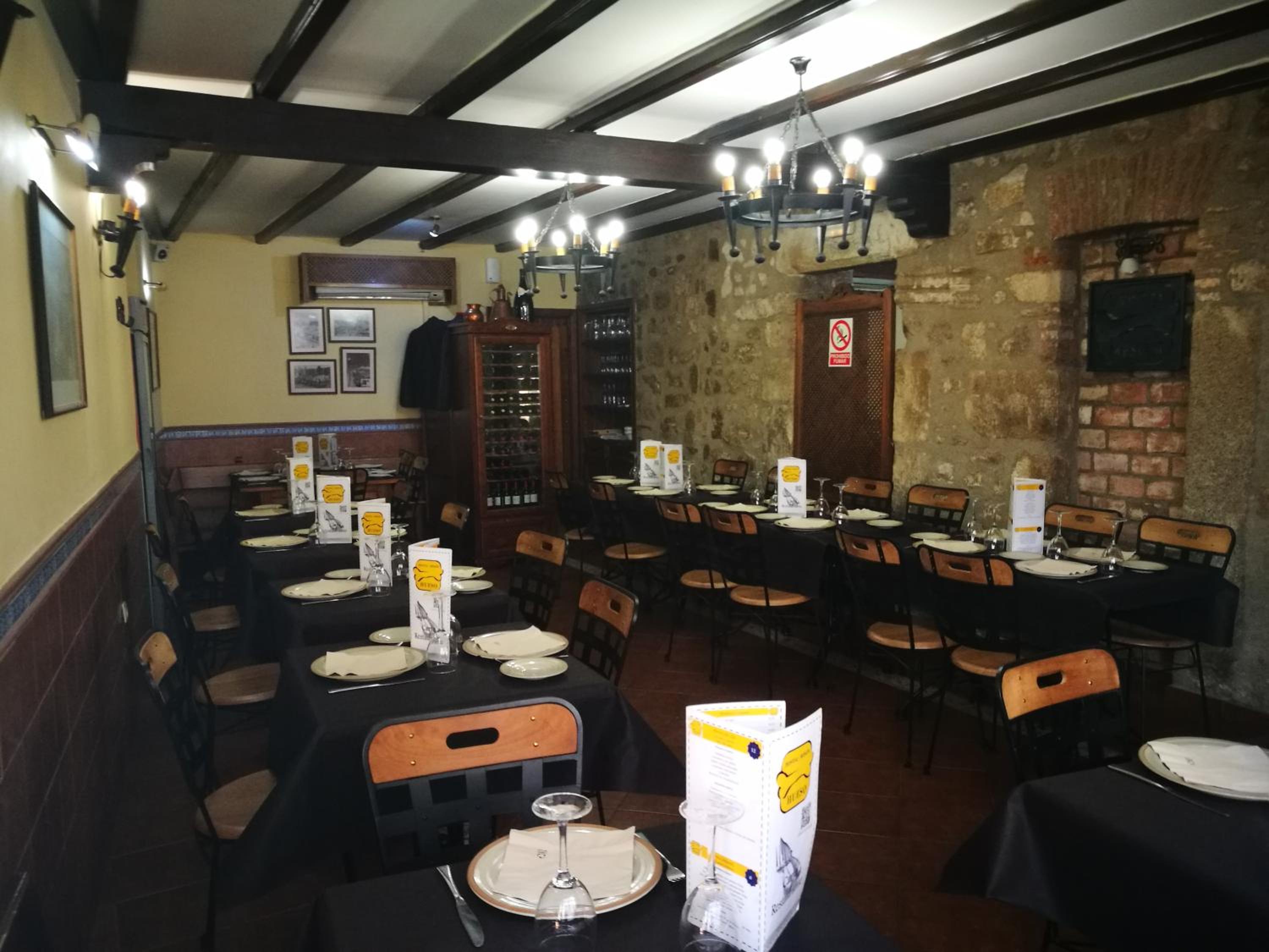 Hostal Hueso