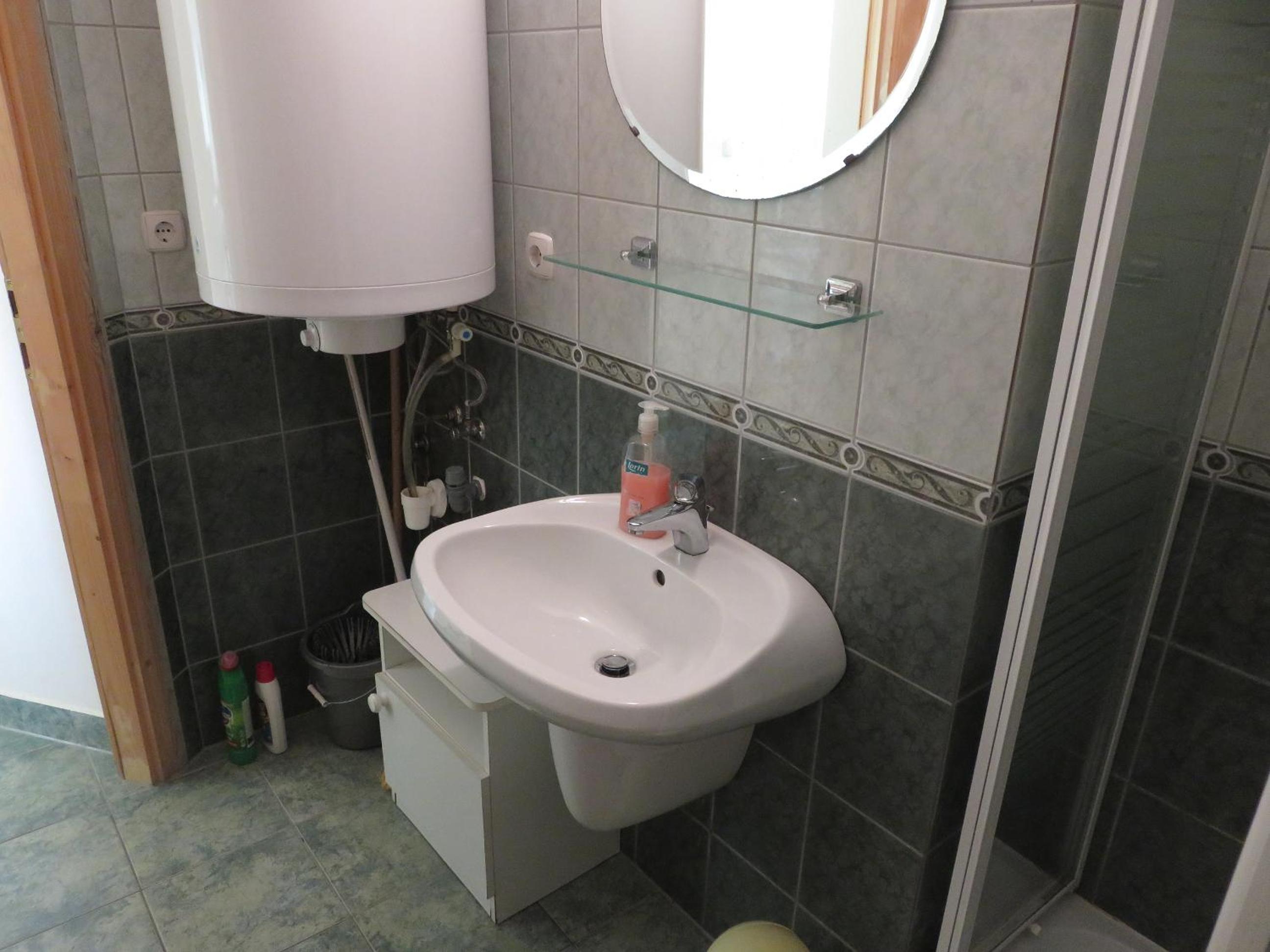 Photo 44