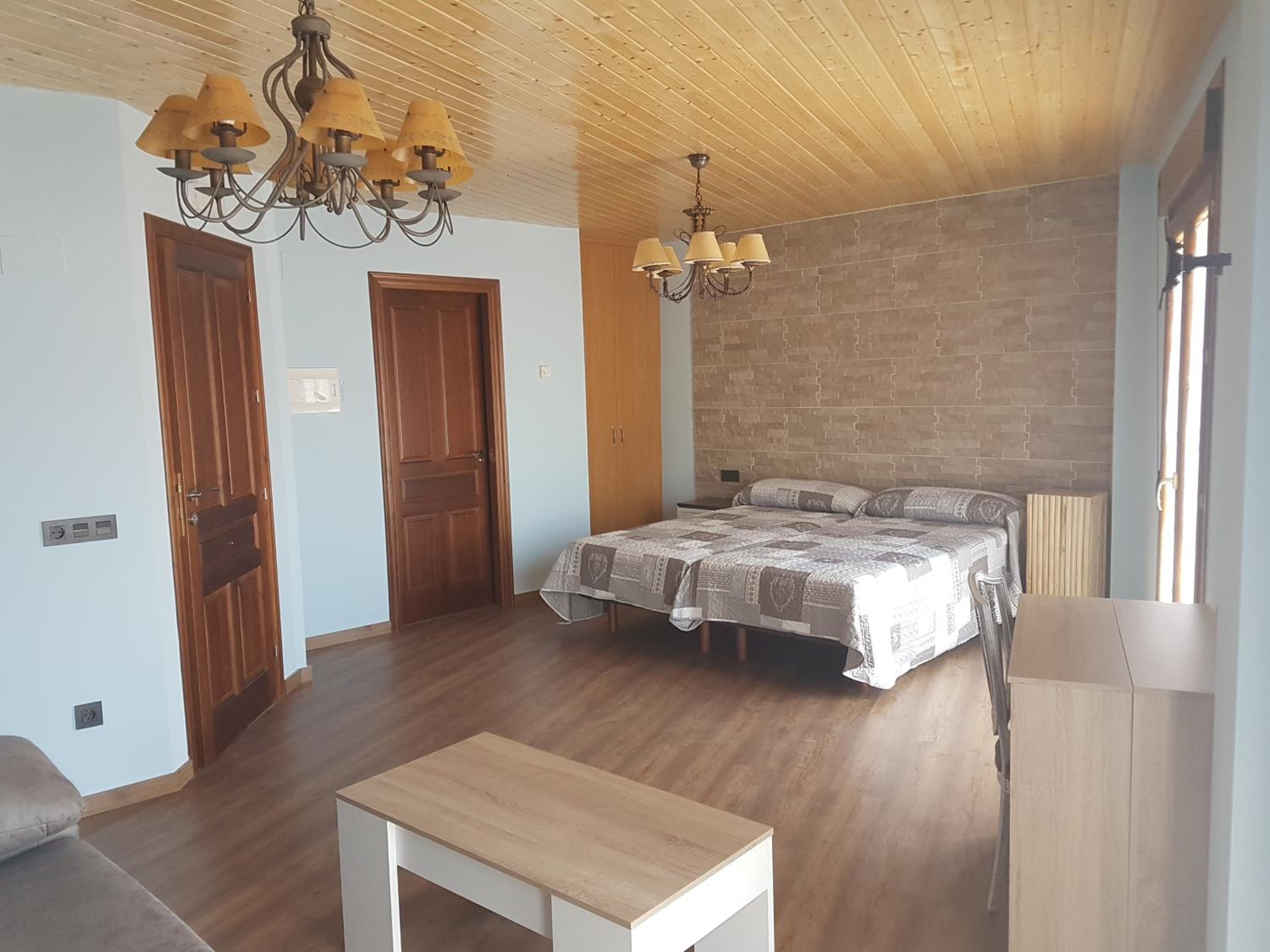 Hostal los Esquiladores view 2