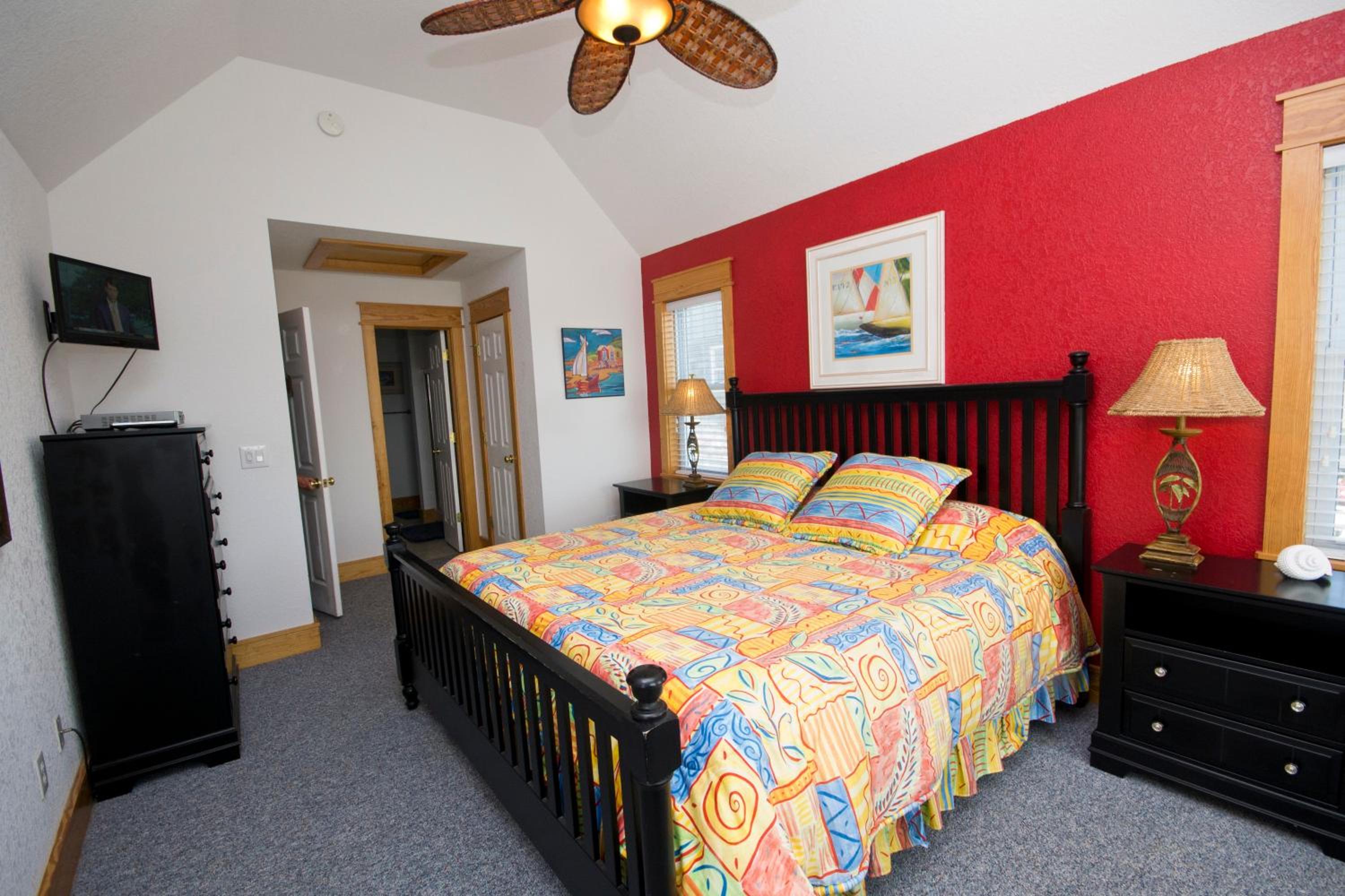 Island Time - NH MP 11, 50 Ft to Beach, Elevator, Pool, Free Pool Heat, Hot Tub, Pets OK, YR Flex view 5