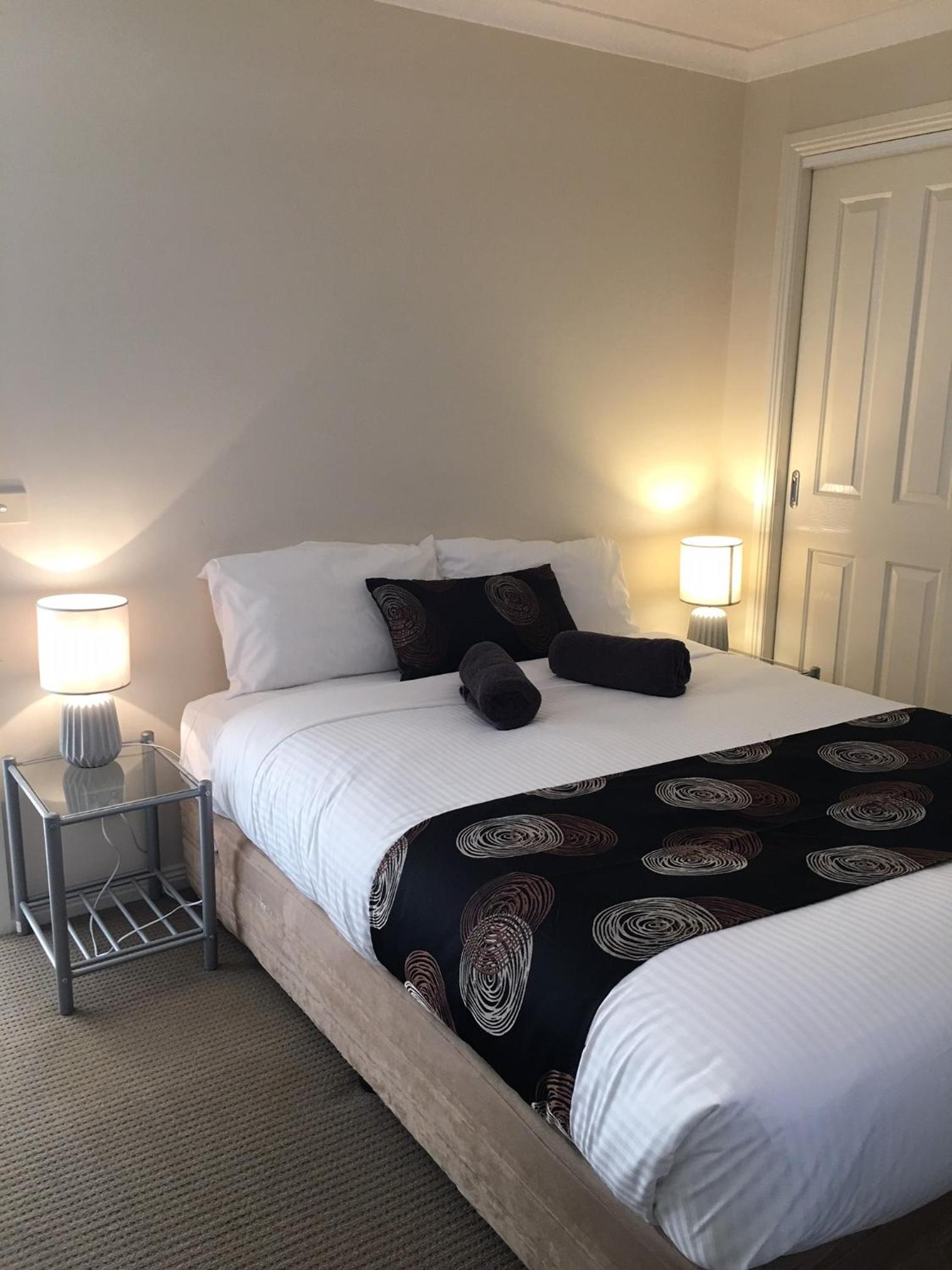 Melton Motor Inn and Apartments