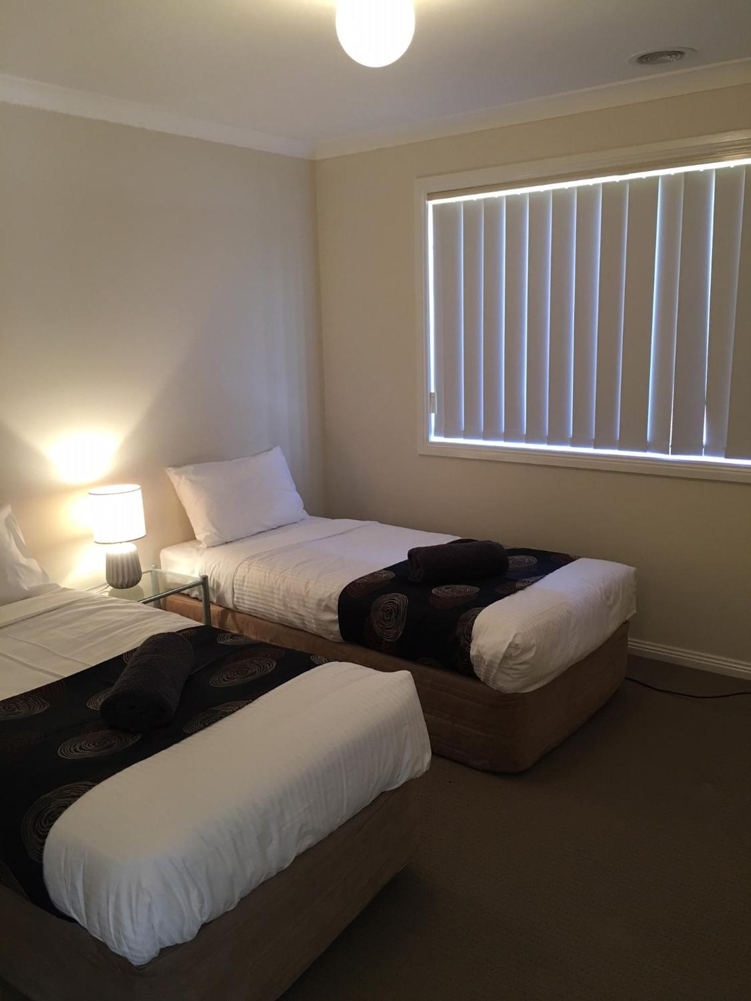 Melton Motor Inn and Apartments