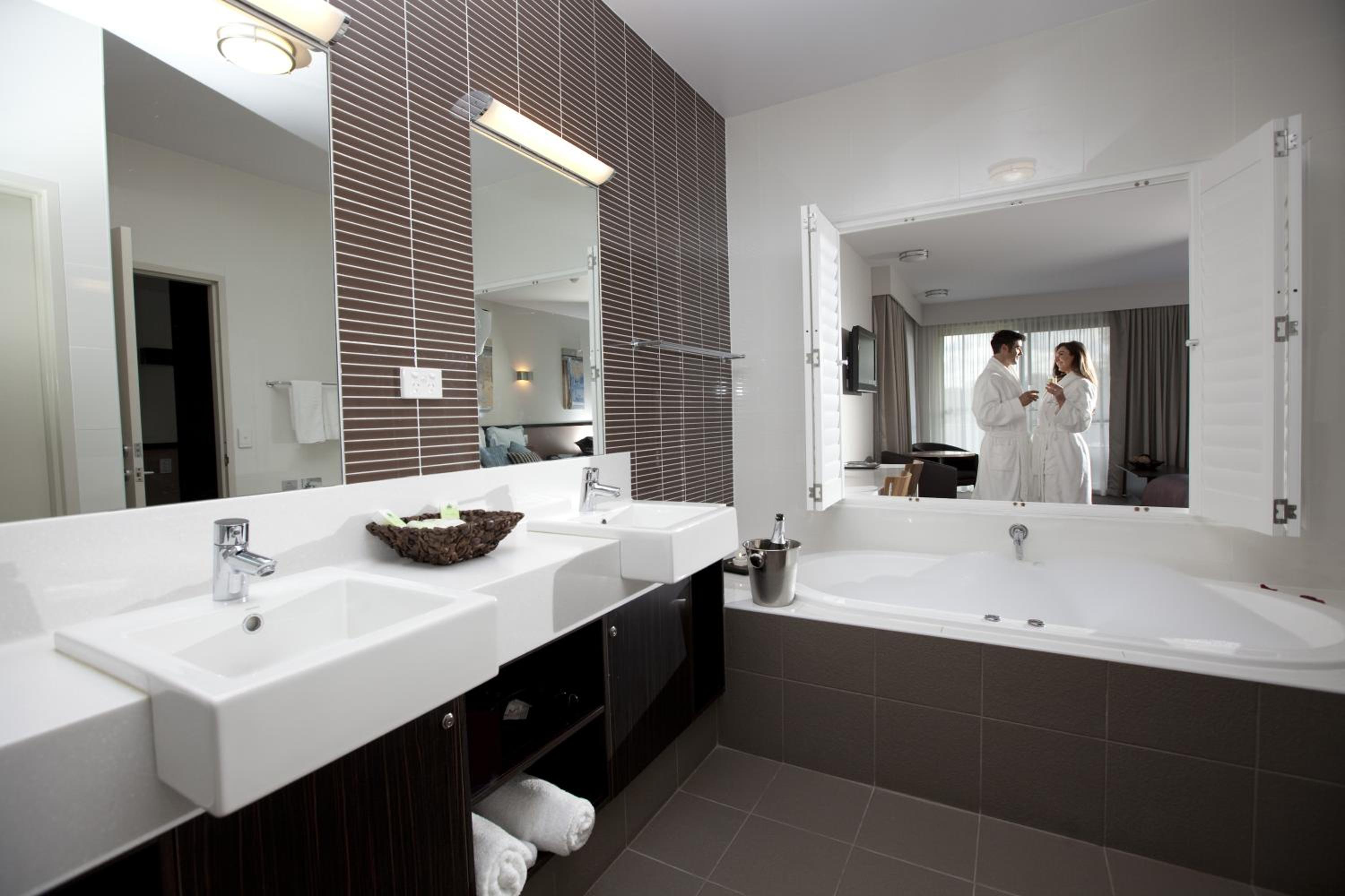 Macquarie 4 Star