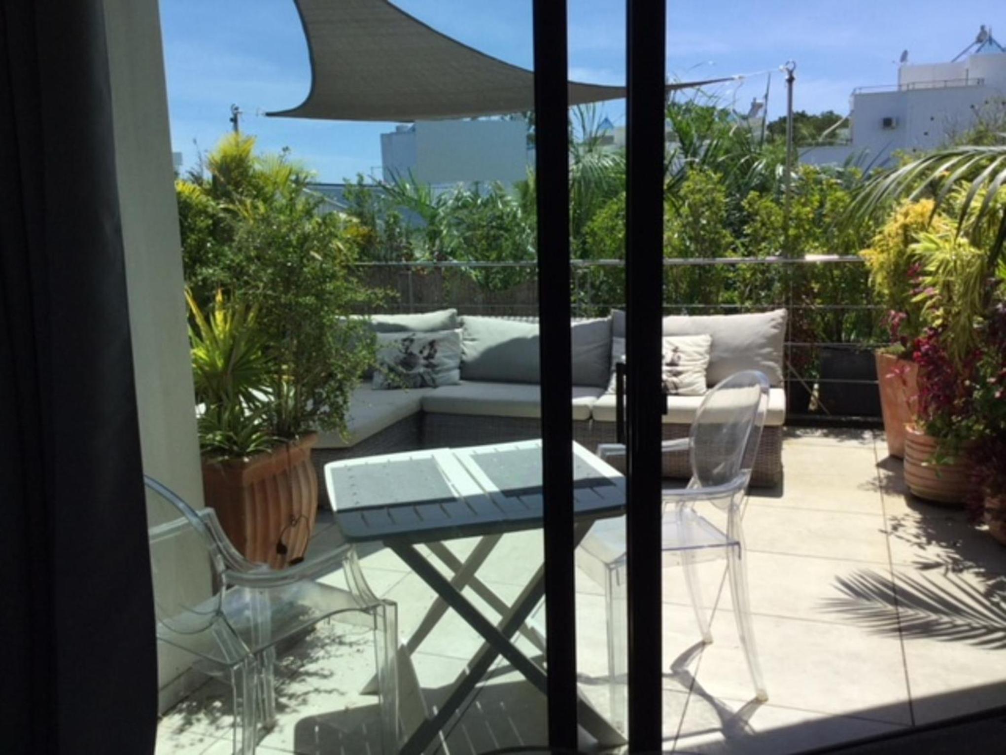 Apartment Atrium