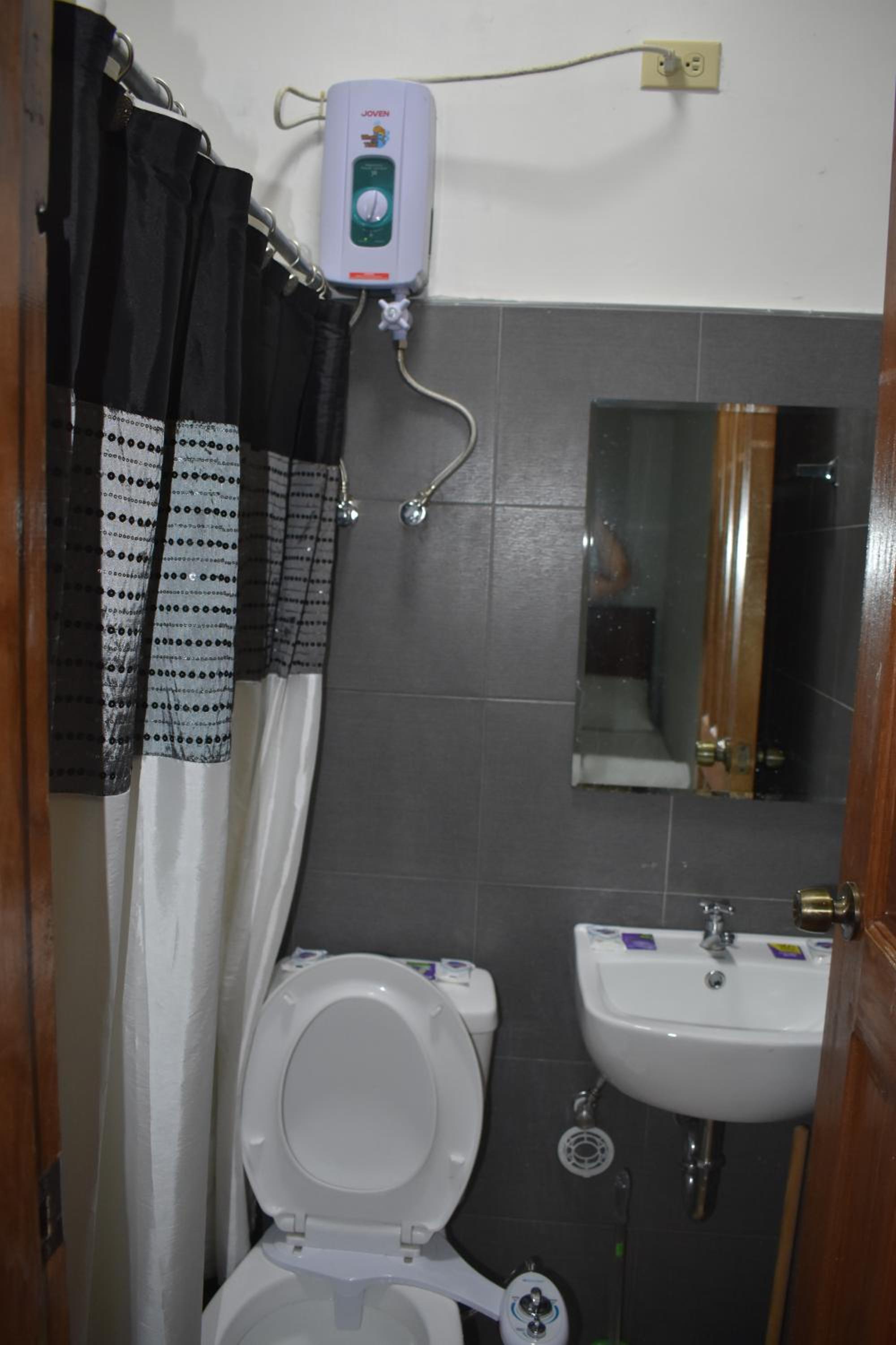 Photo 9