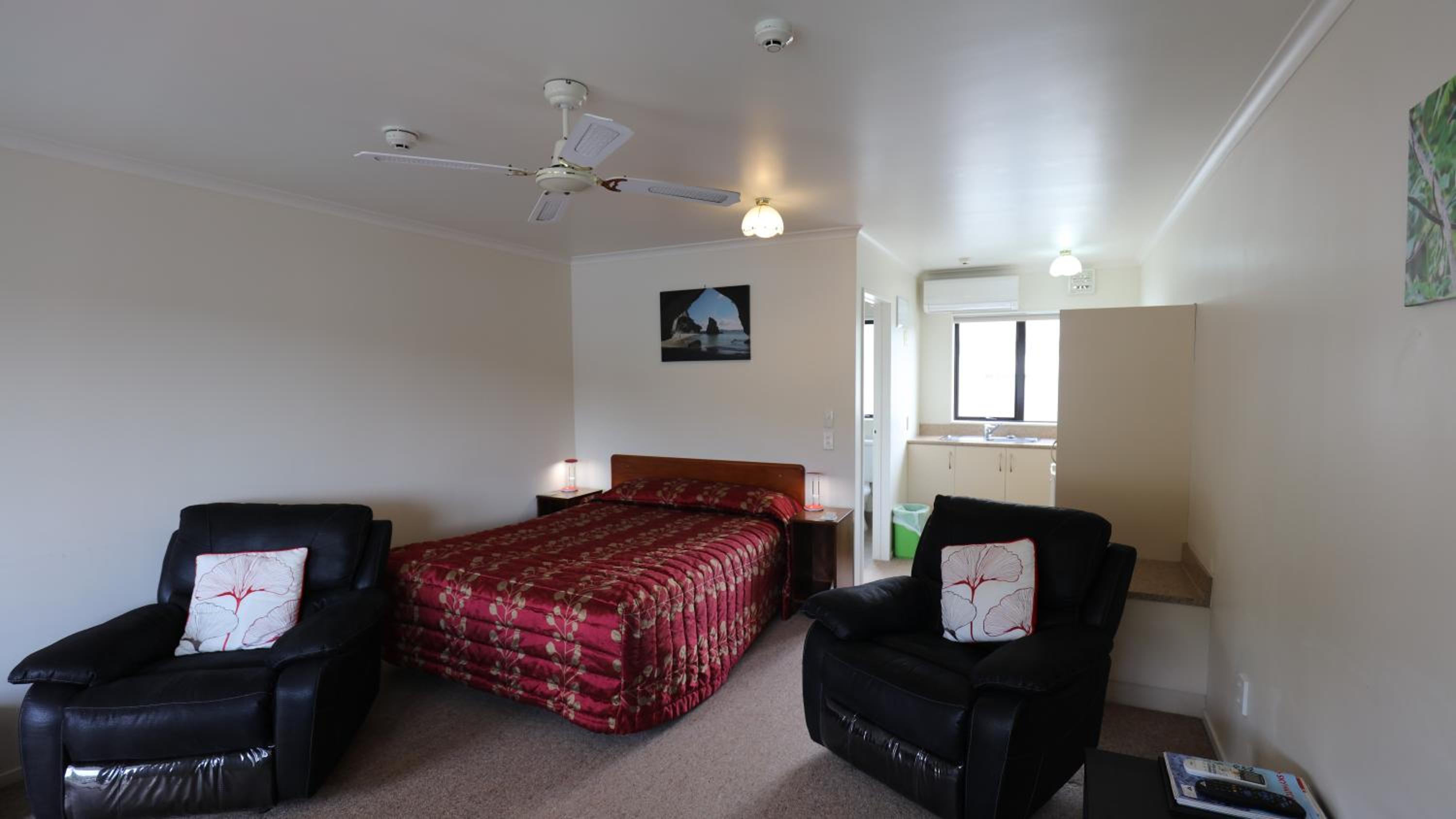 Bk's Counties Motor Lodge