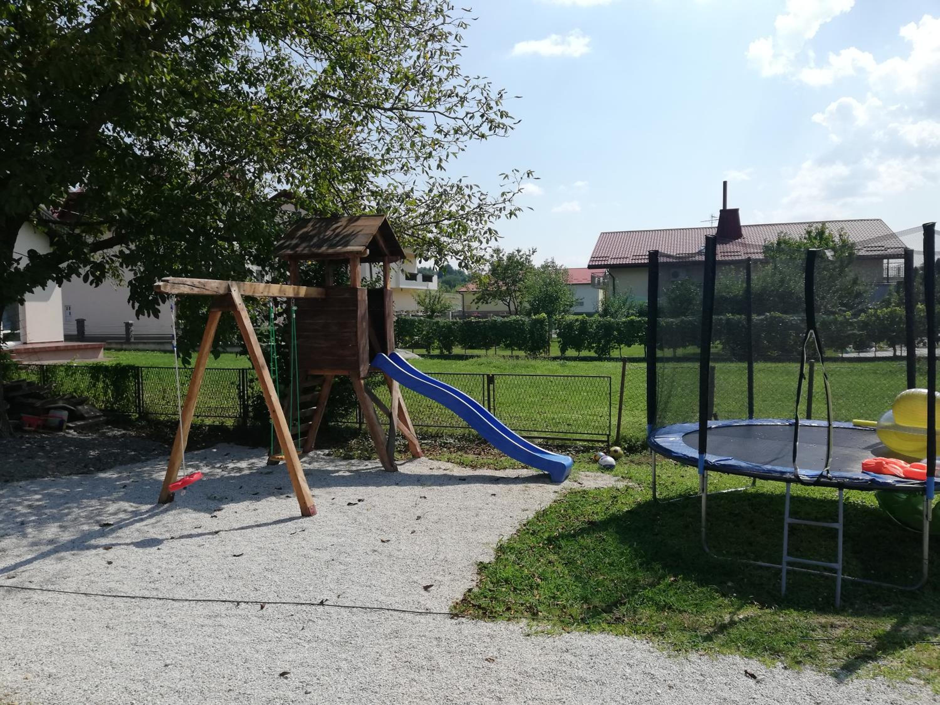 Photo 46