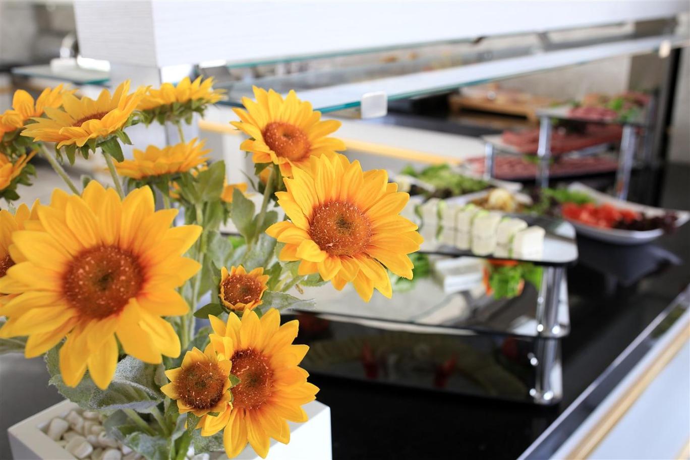 Güvenay Business Otel - Image 32