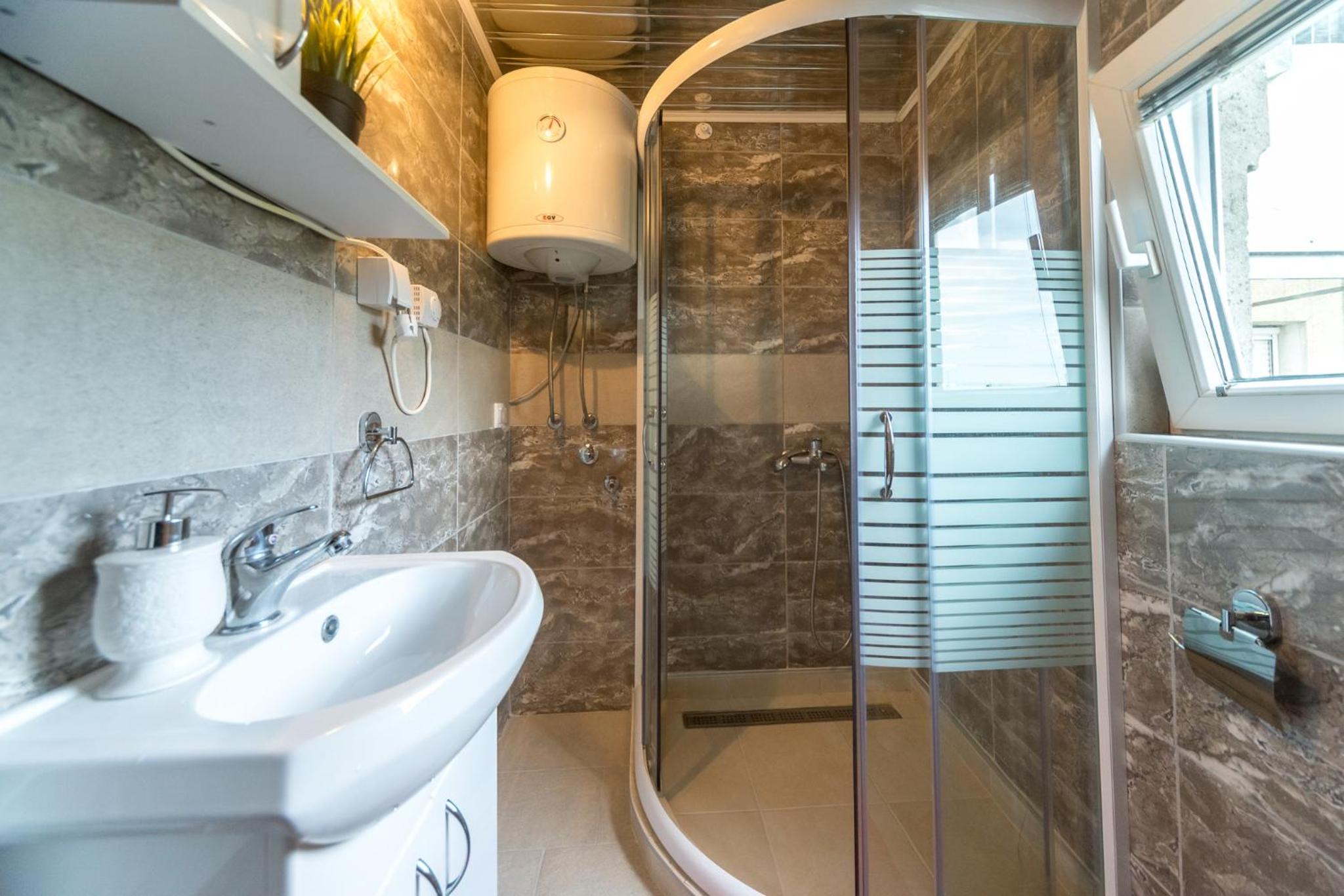 Lux Apartment in Downtown view 2