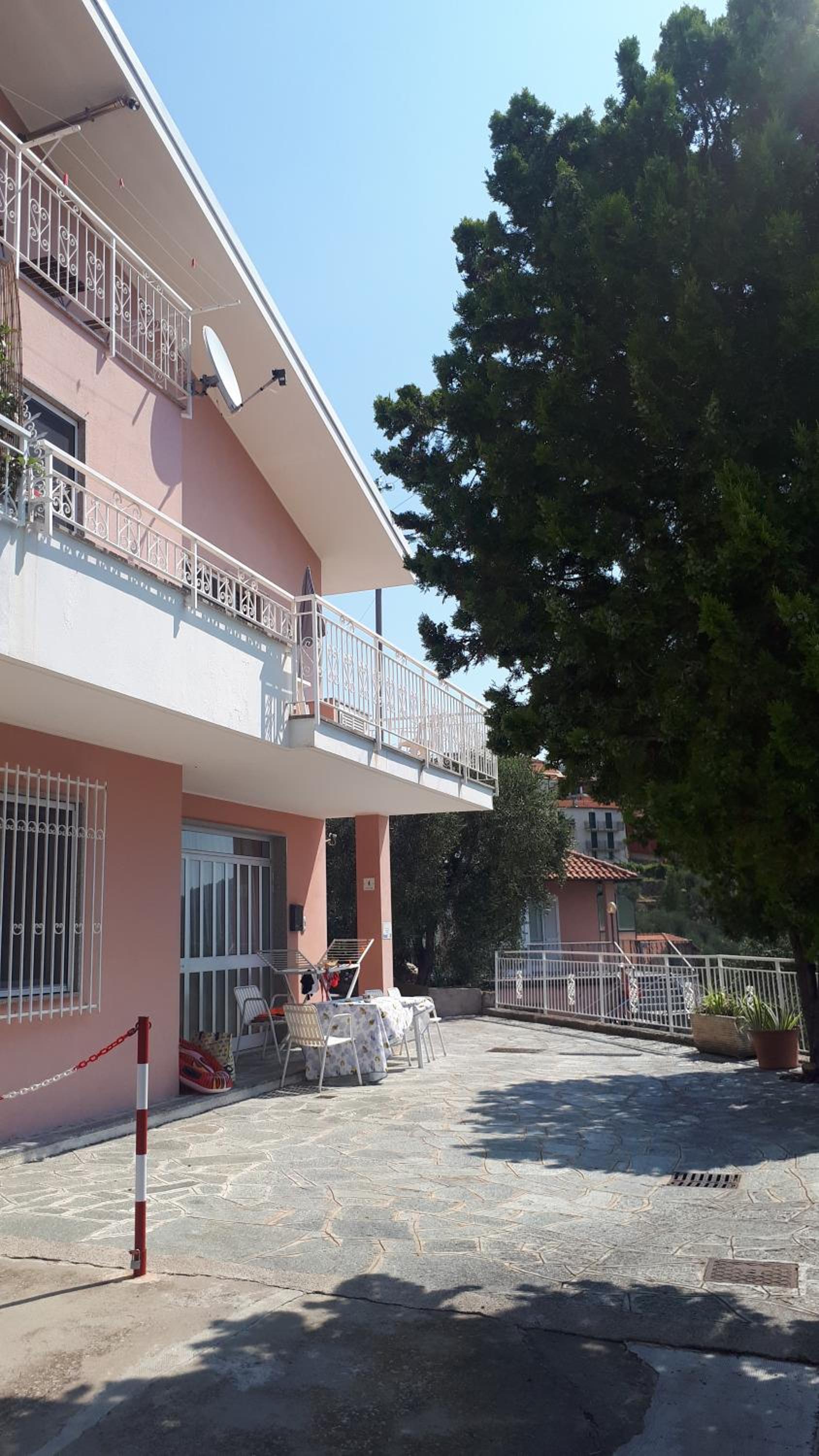 Appartamenti Varaldo & Elena CITR 008O67