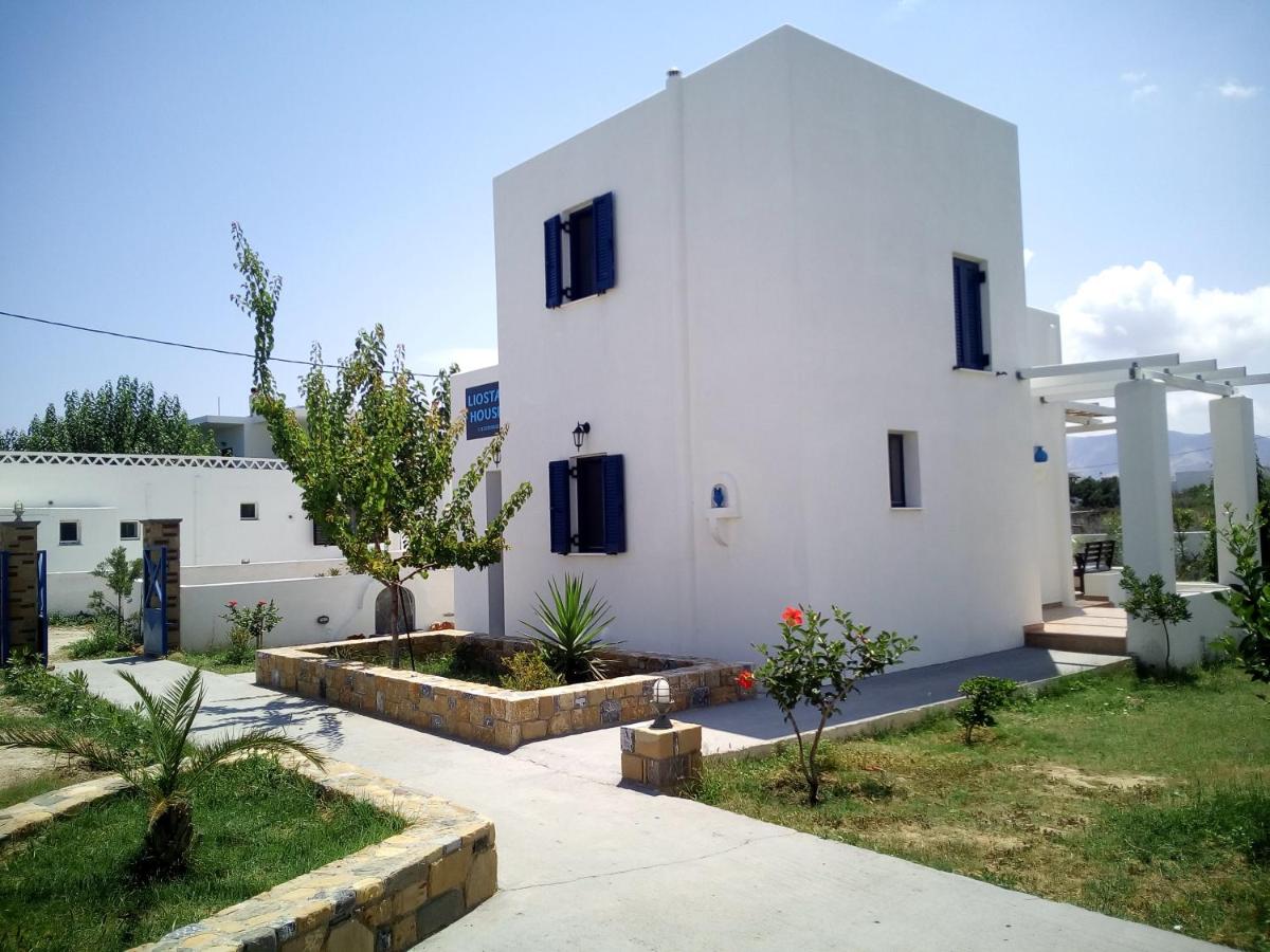 Liostasi Houses