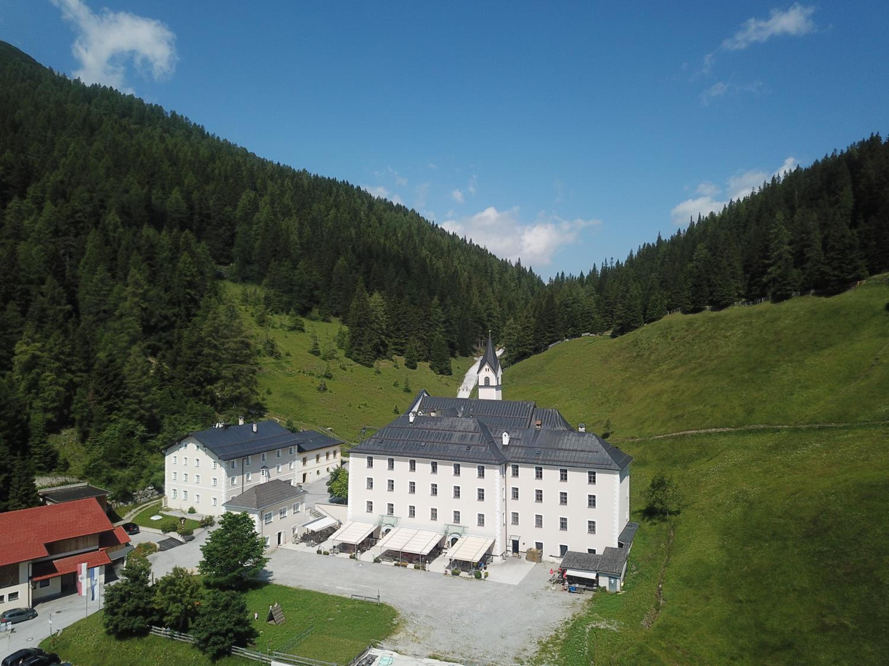Waldrast Natur Resort